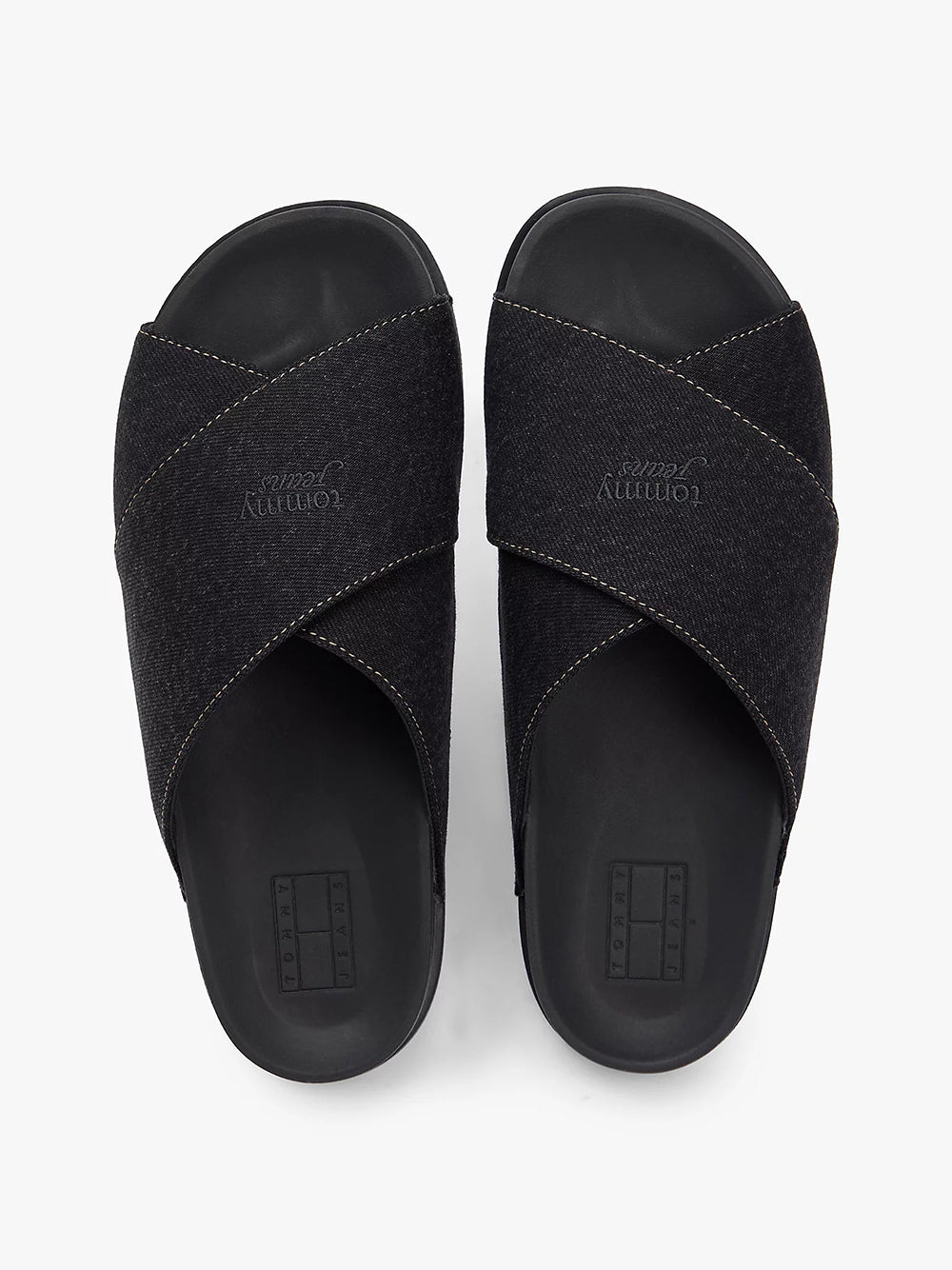 כפכפי טומי הילפיגר Denim Crossover Strap Lightweight Slides נשים