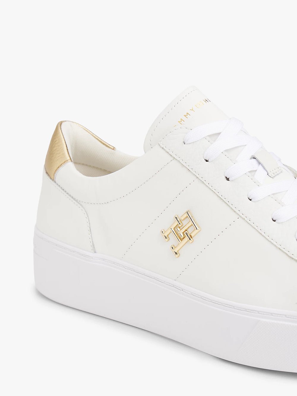 נעלי טומי הילפיגר Leather Platform Court Trainers נשים