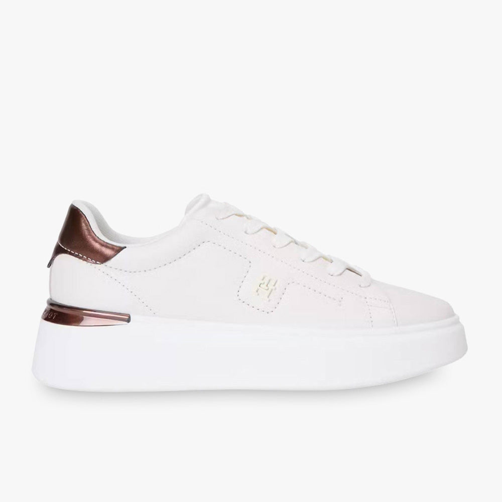 נעלי טומי הילפיגר Chic Platform נשים