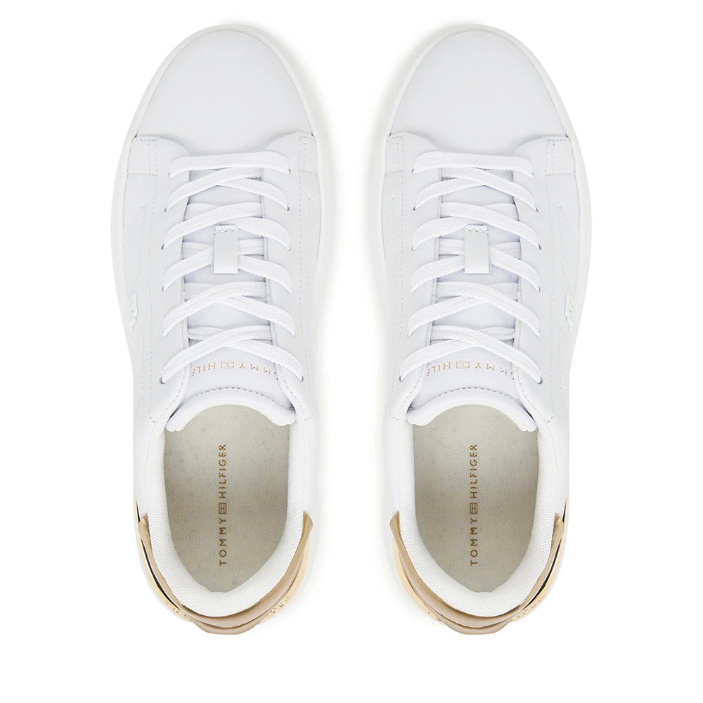 נעלי טומי הילפיגר Chic Platform נשים