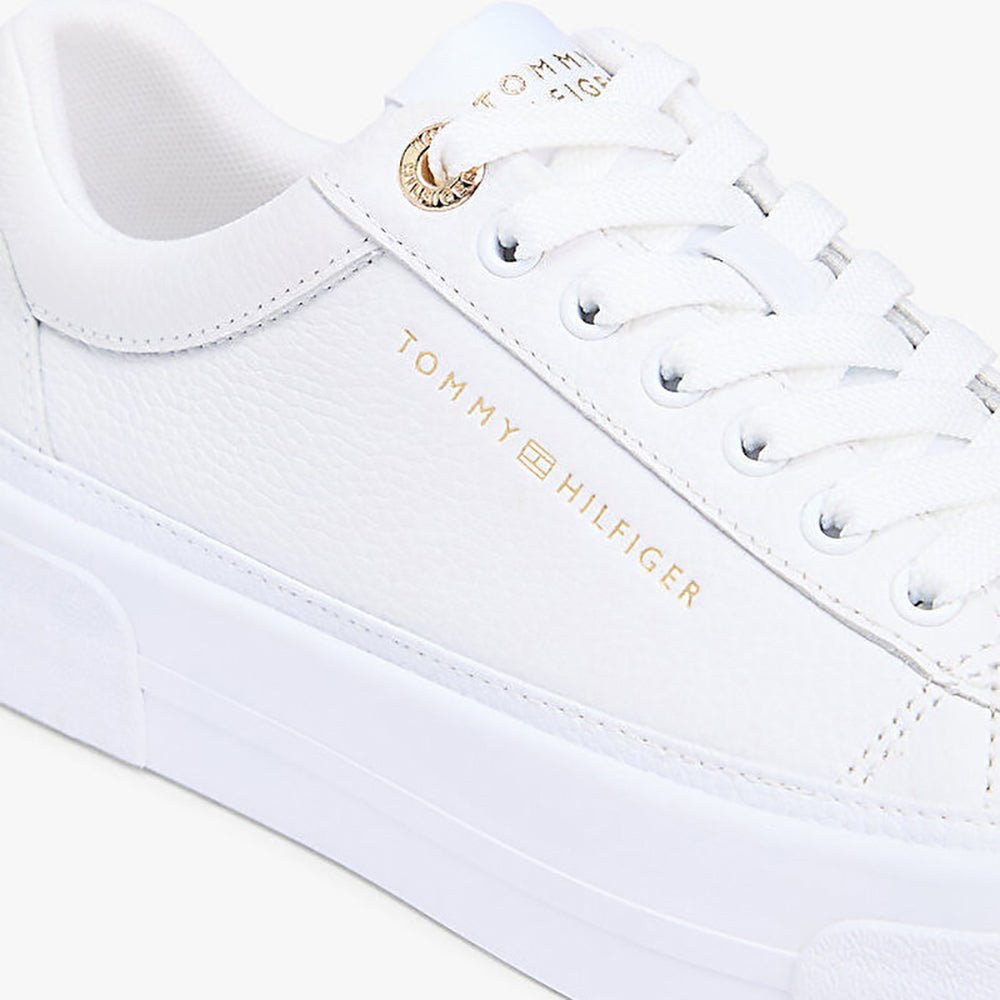 נעלי טומי הילפיגר Platform Sneaker Tumbled נשים