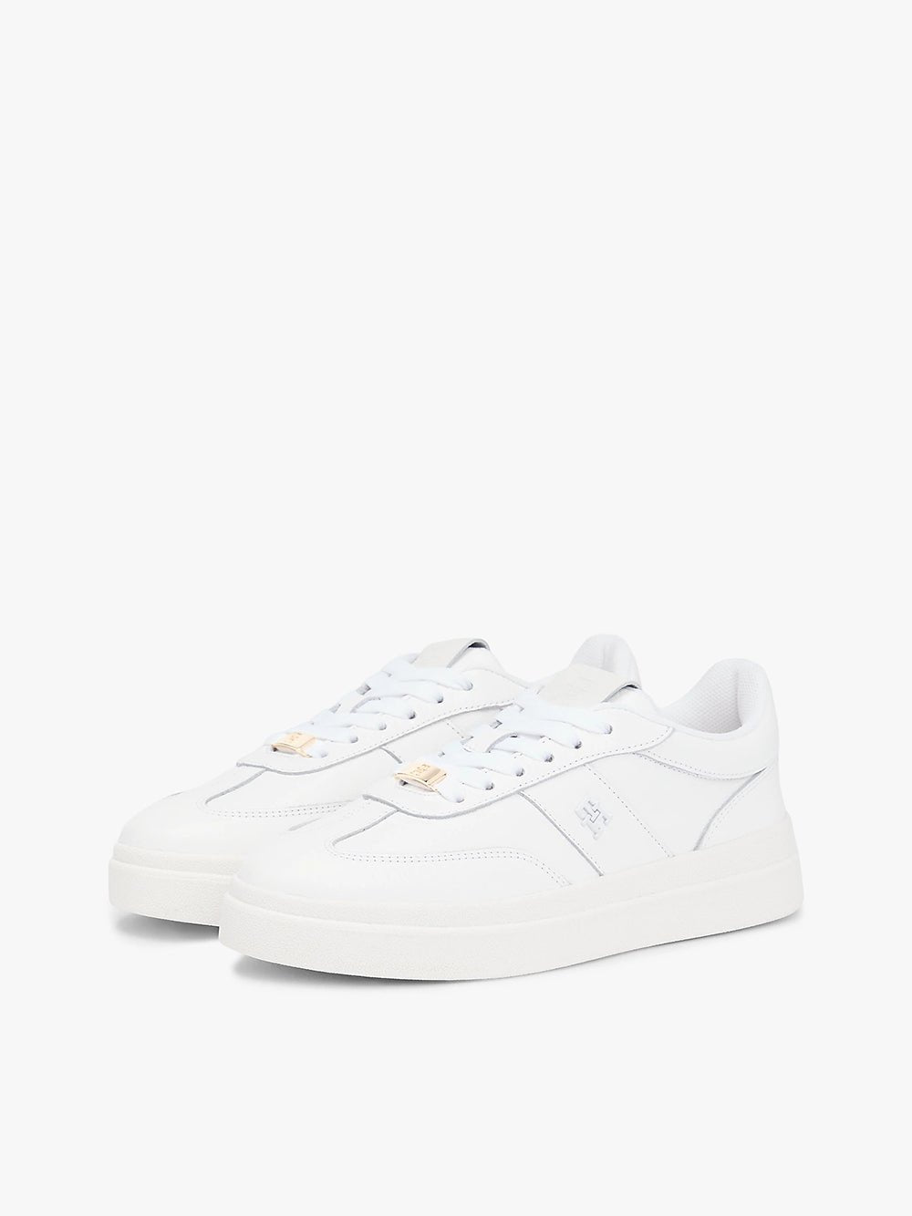 נעלי טומי הילפיגר Debossed Th Monogram Leather Court Trainers נשים