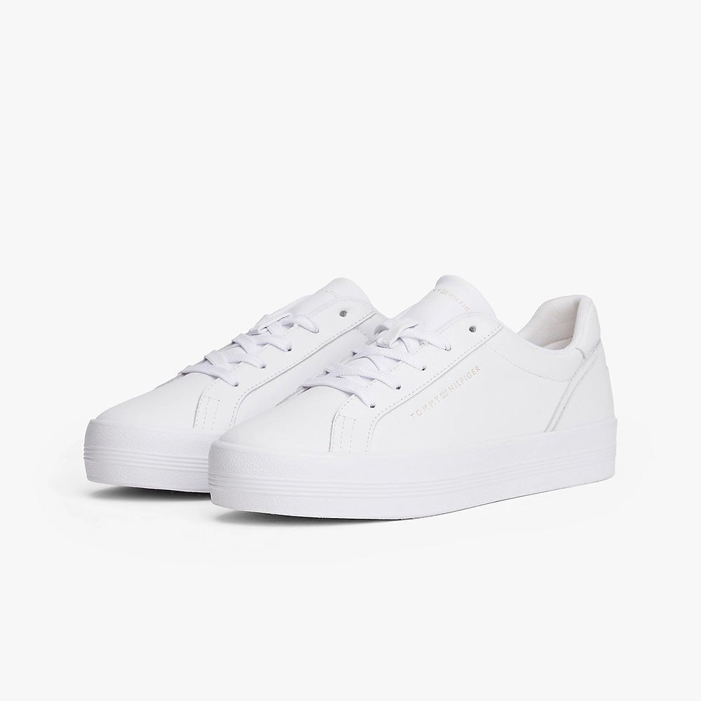 נעלי טומי הילפיגר Leather Platform Trainers נשים