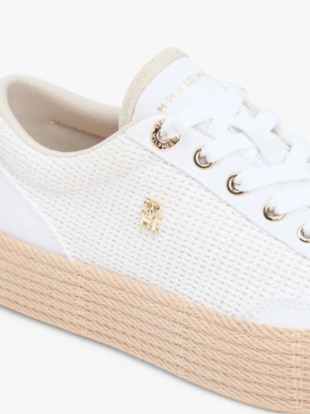 נעלי טומי הילפיגר Monogram Canvas Rope Platform Trainers נשים