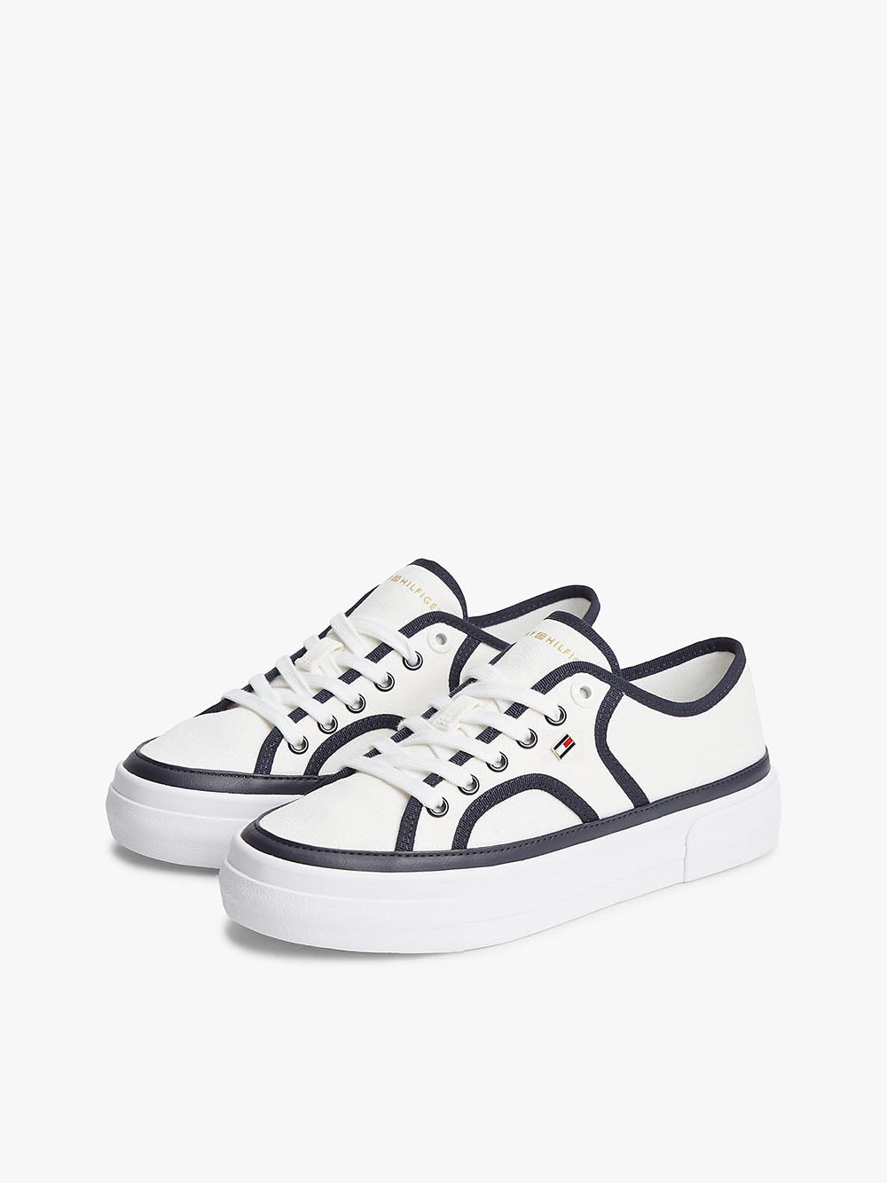 נעלי טומי הילפיגר Contrast Piping Canvas Platform Trainers נשים