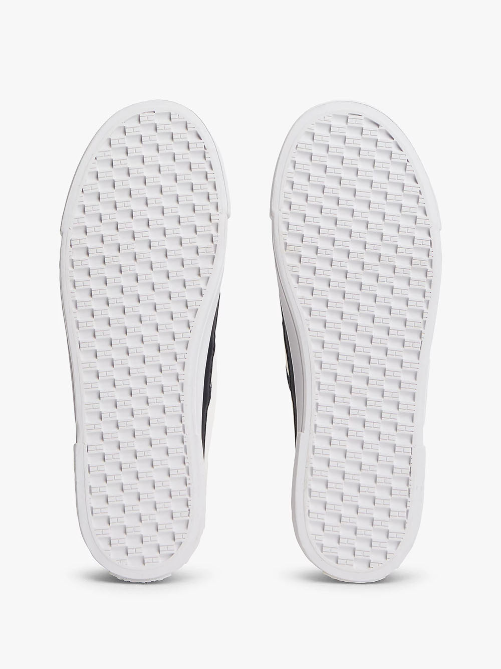 נעלי טומי הילפיגר Contrast Piping Canvas Platform Trainers נשים