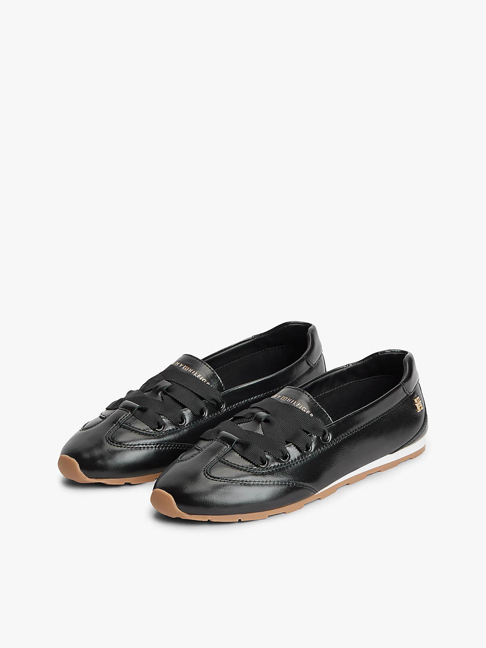 נעלי טומי הילפיגר Monogram Leather Ballet Trainers נשים