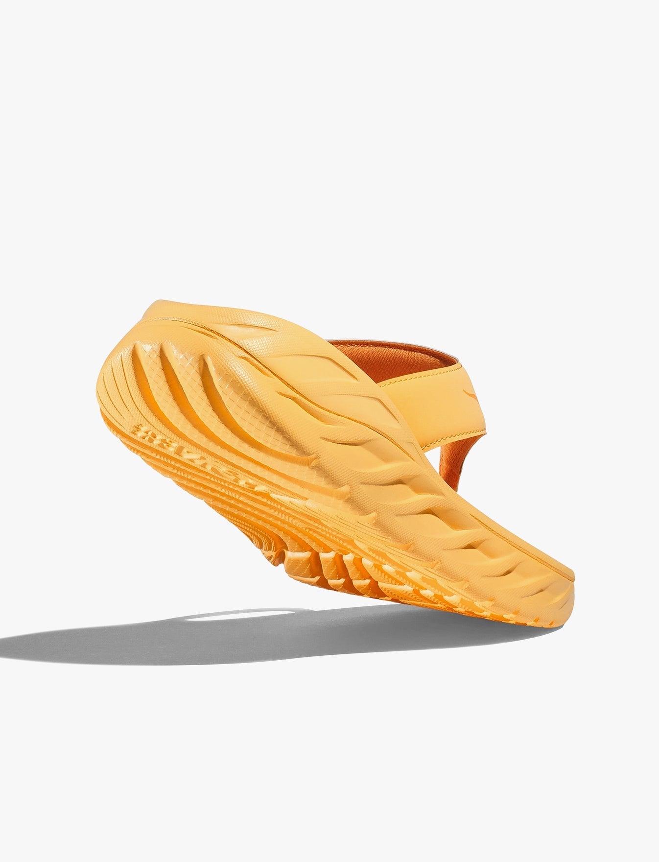 Hoka Ora Recovery Flip - כפכפי אצבע לנשים אורה הוקה איכותיים בצבע אדום פרג/סקווש