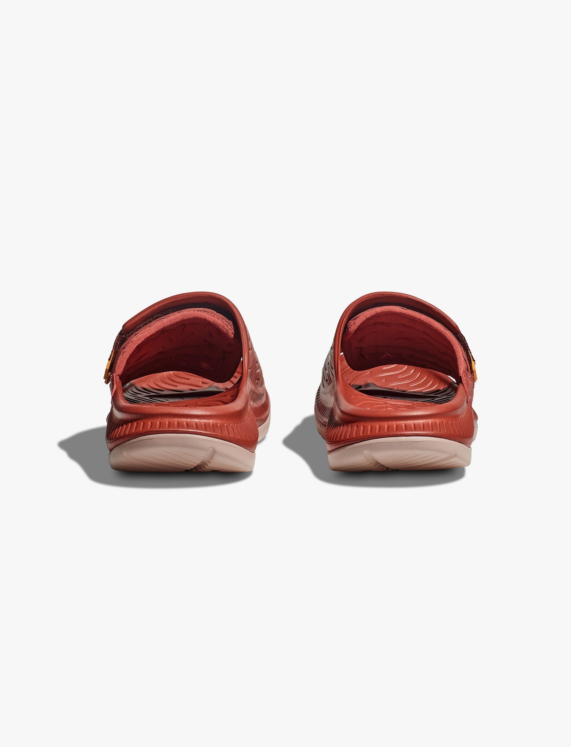 HOKA ORA LUXE  - כפכפי אורה לוקס הוקה בצבע אדום חם/אפרסק כהה