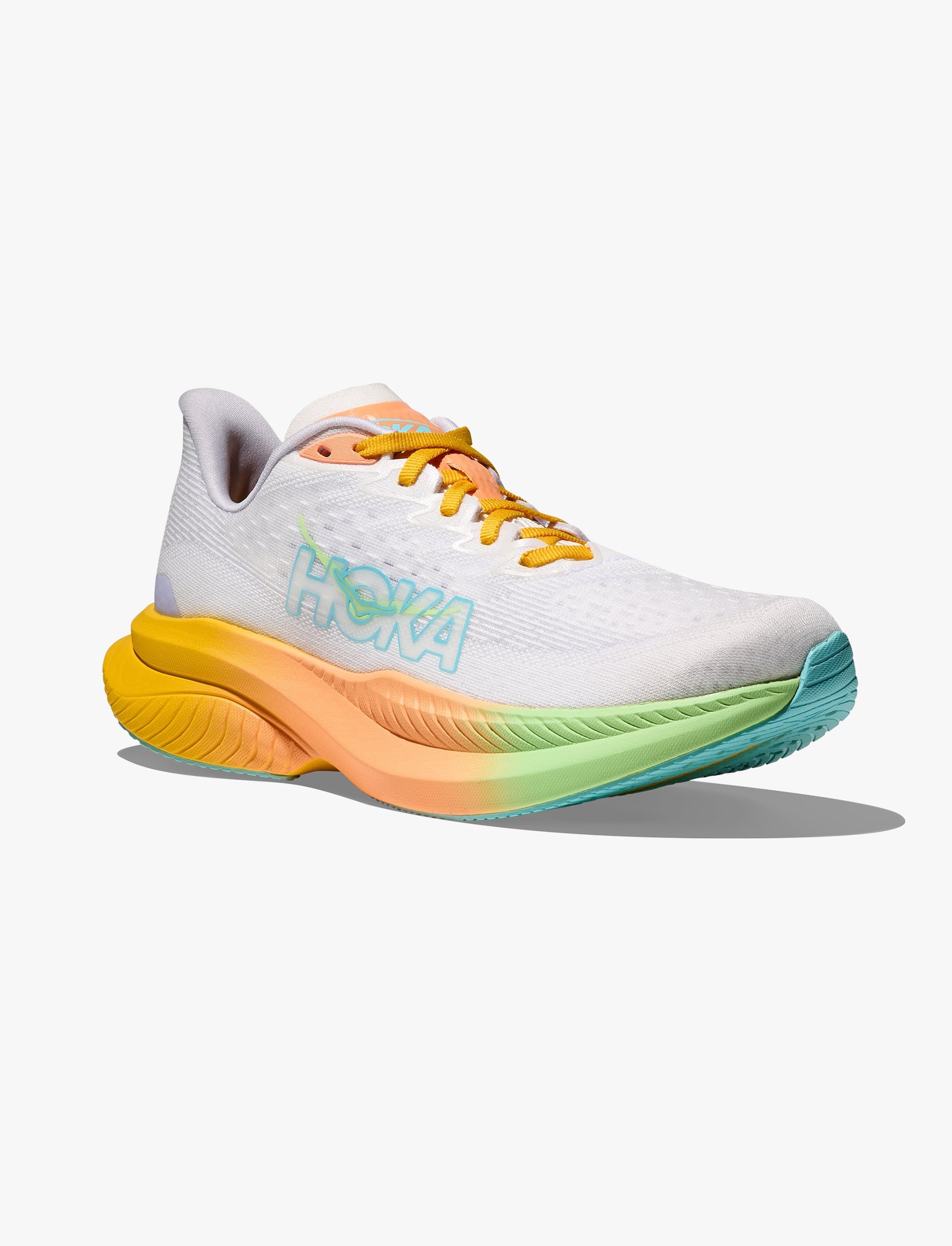 HOKA MACH 6 - נעלי ספורט לנשים הוקה מאך 6 בצבע פרוסט/אור כוכבים