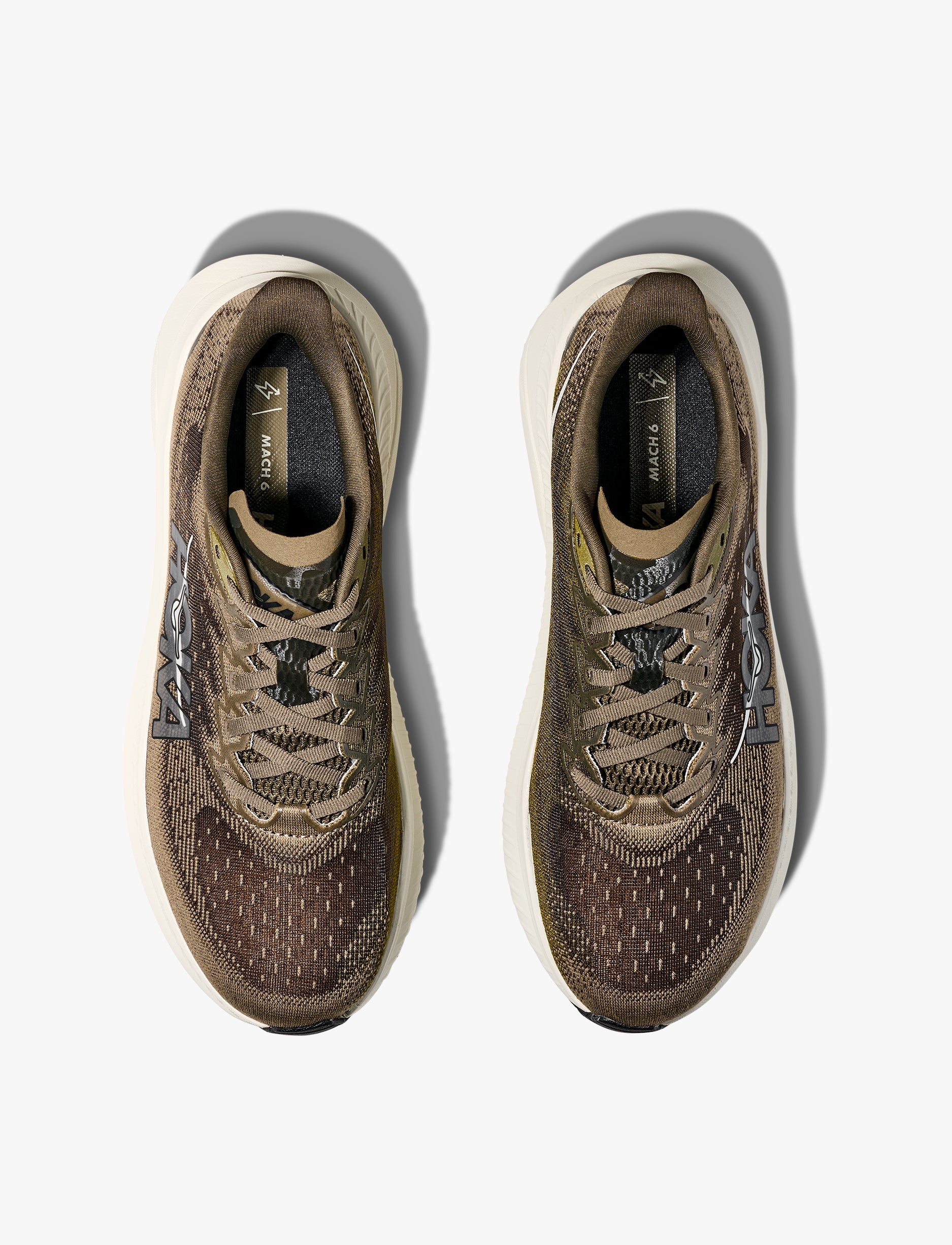 MACH 6 WIDE - נעלי ספורט הוקה לגברים מאך 6 רחבות בצבע ירוק זית עתיק/כמהין