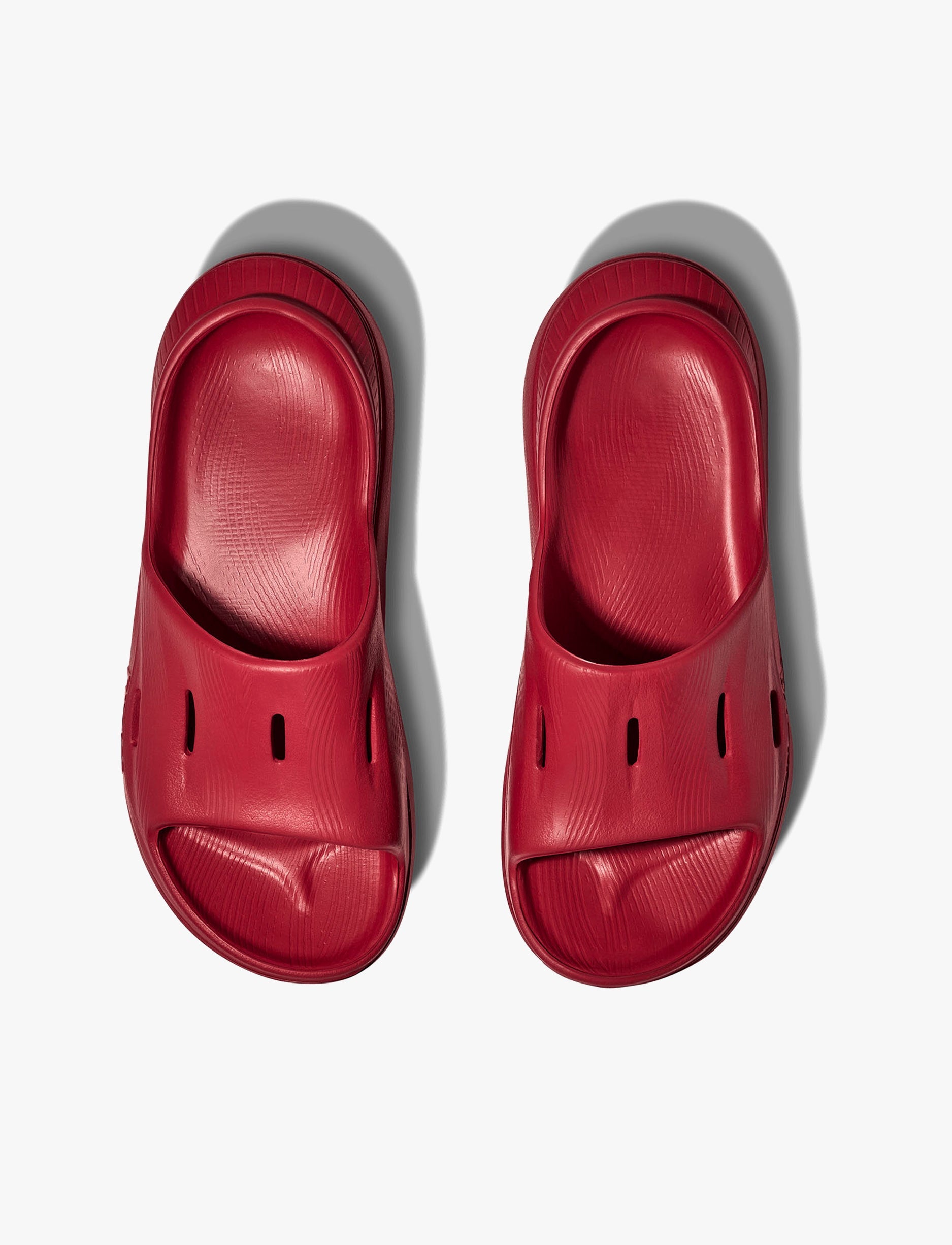 ORA RECOVERY SLIDE - כפכפי אורה סלייד בצבע אדום פפר