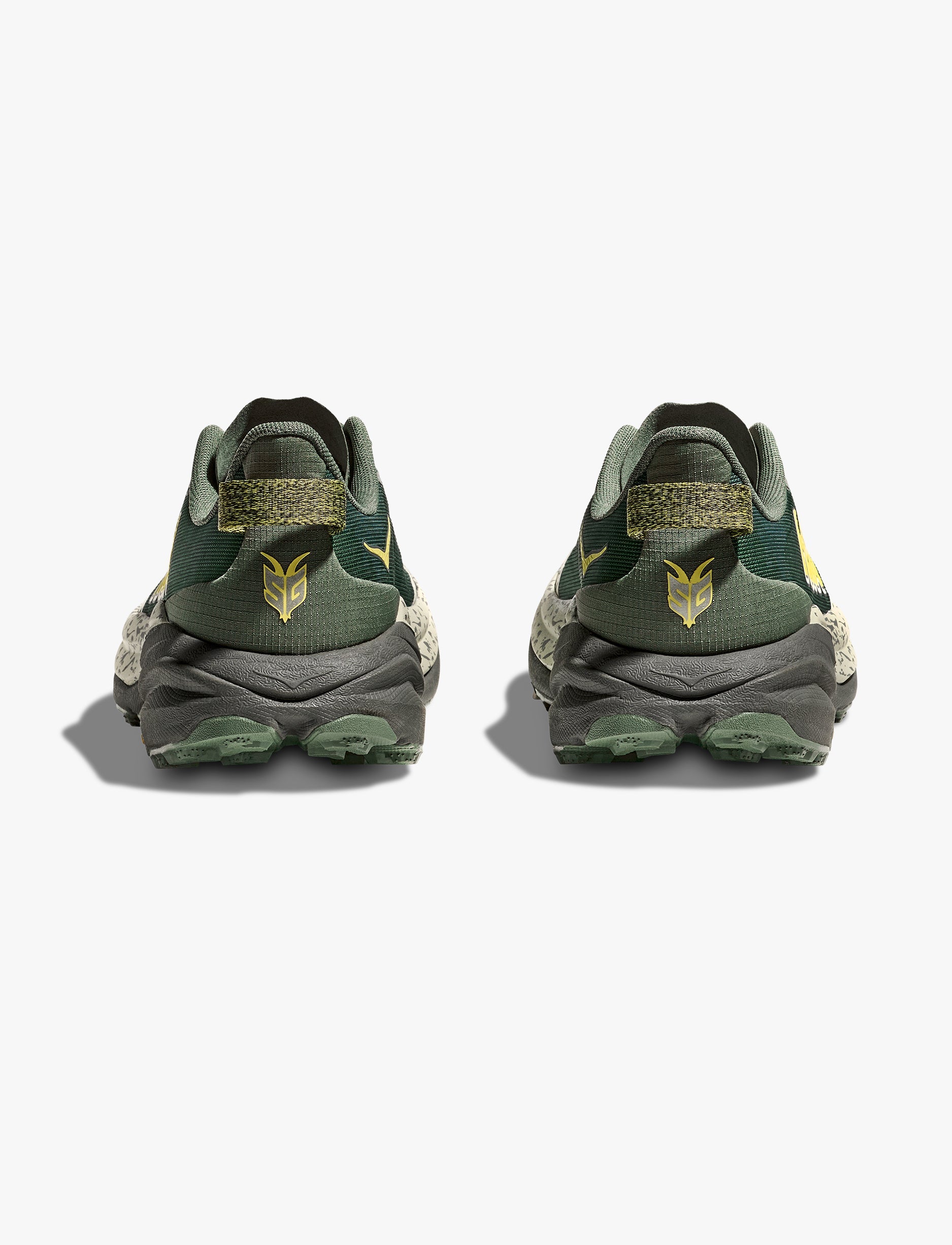 HOKA SPEEDGOAT 6 WIDE - נעלי ספורט גברים ספידגוט 6 רחבות בצבע ירוק שרך/אפור אספלט