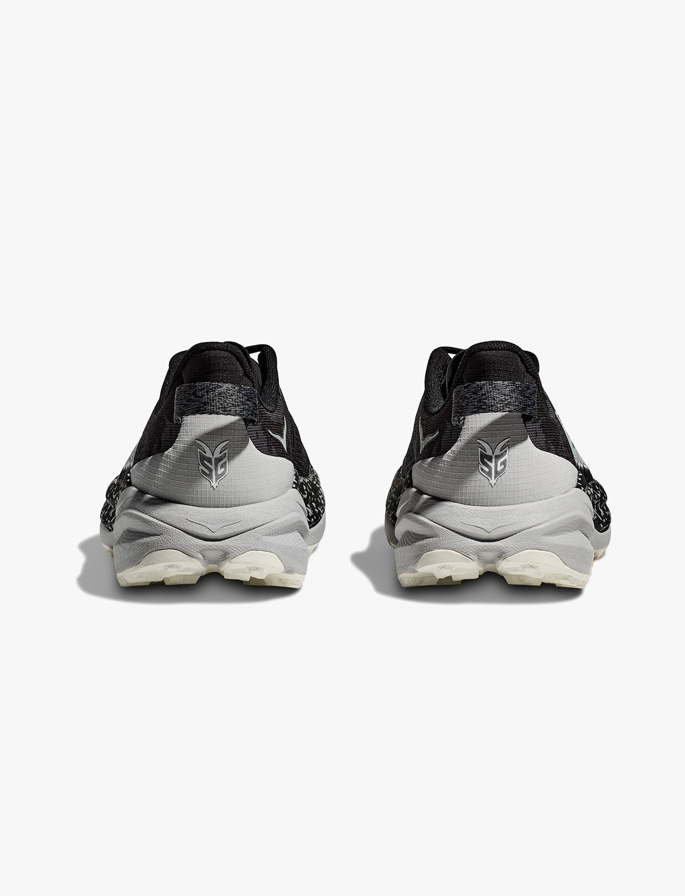 SPEEDGOAT 6 - נעלי ספורט לגברים ספידגוט 6 בצבע שחור/כוכב