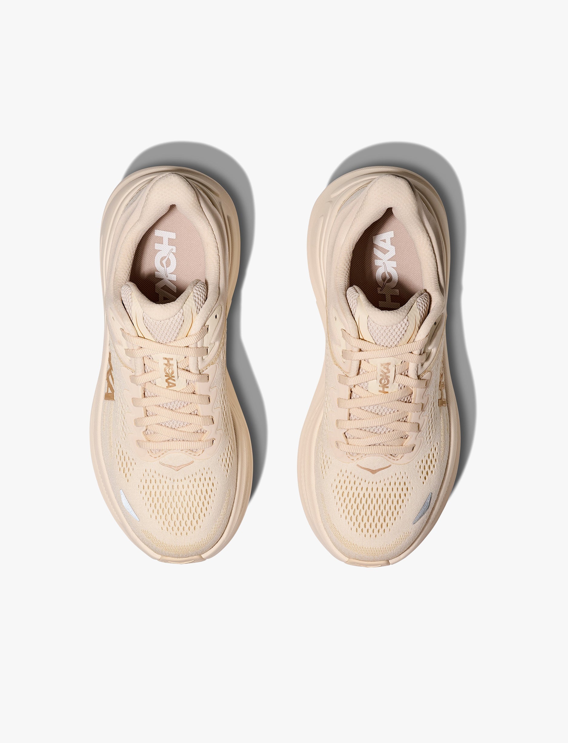 HOKA BONDI 9 - נעלי ספורט לאישה בונדי 9 בצבע וניל