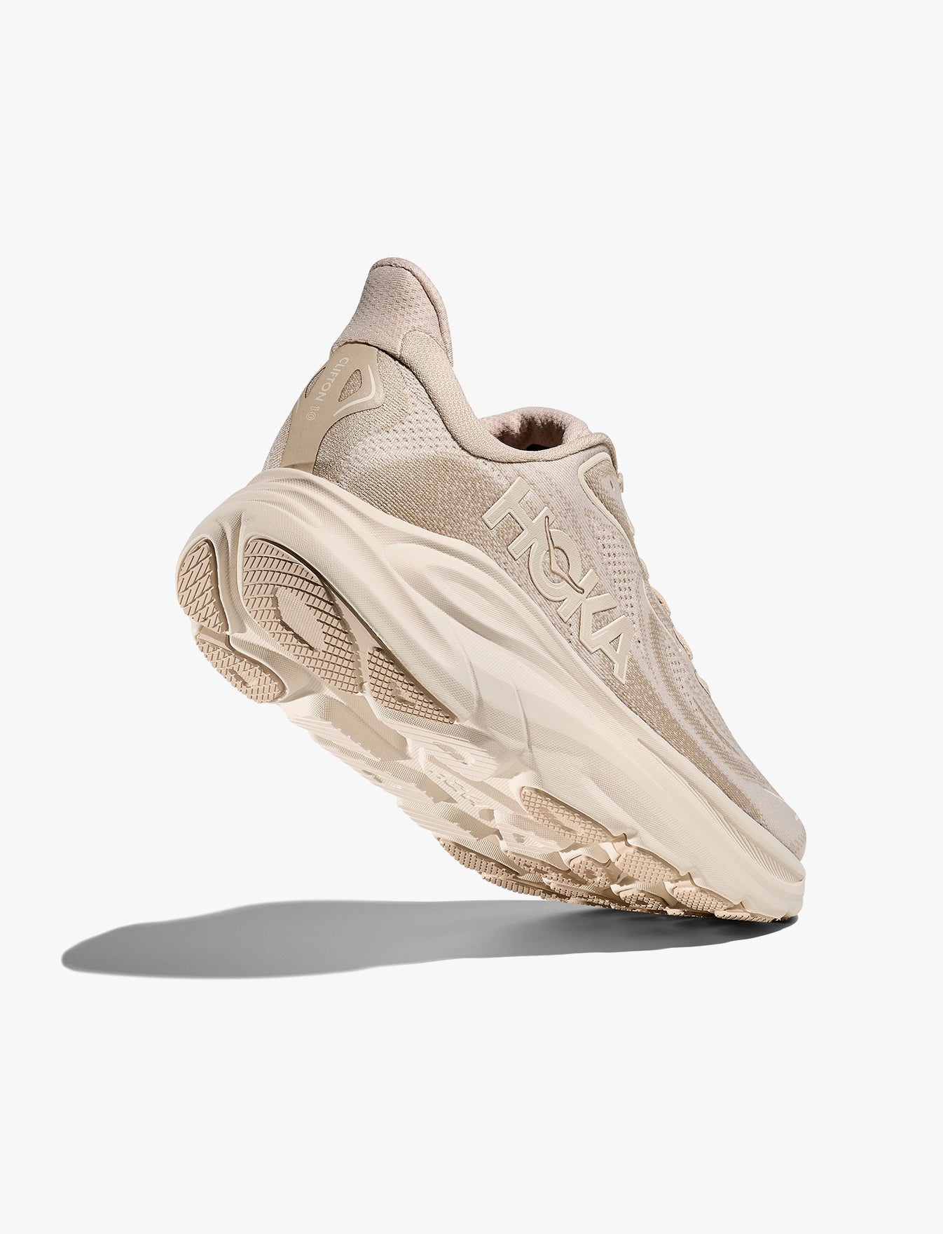 HOKA CLIFTON 10 - נעלי ספורט גברים הוקה קליפטון 10 בצבע שיבולת/שיבולת