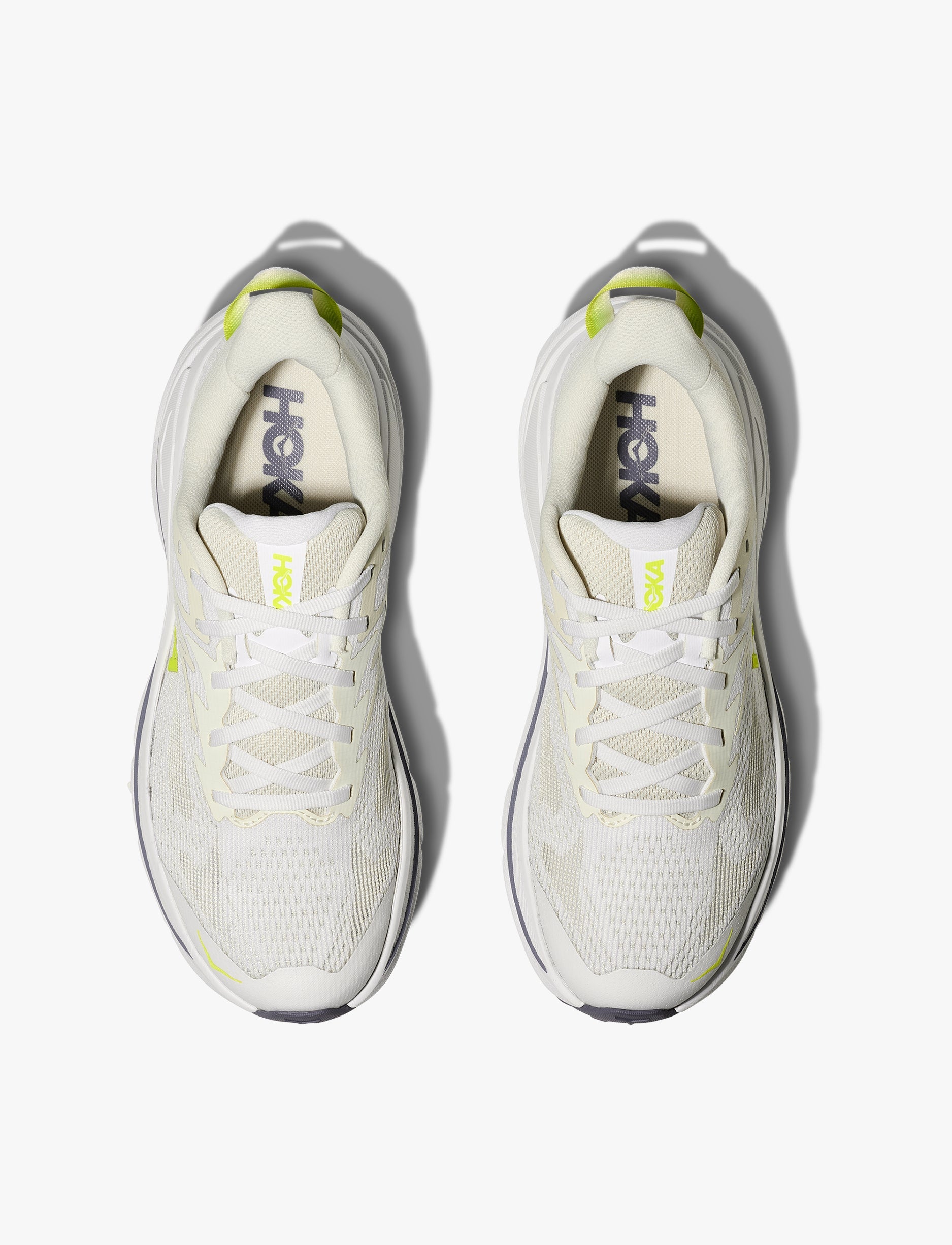 Hoka Challenger 8 - נעלי ספורט נשים הוקה צ'אלנג'ר 8 בצבע לבן/נאון סיטרוס