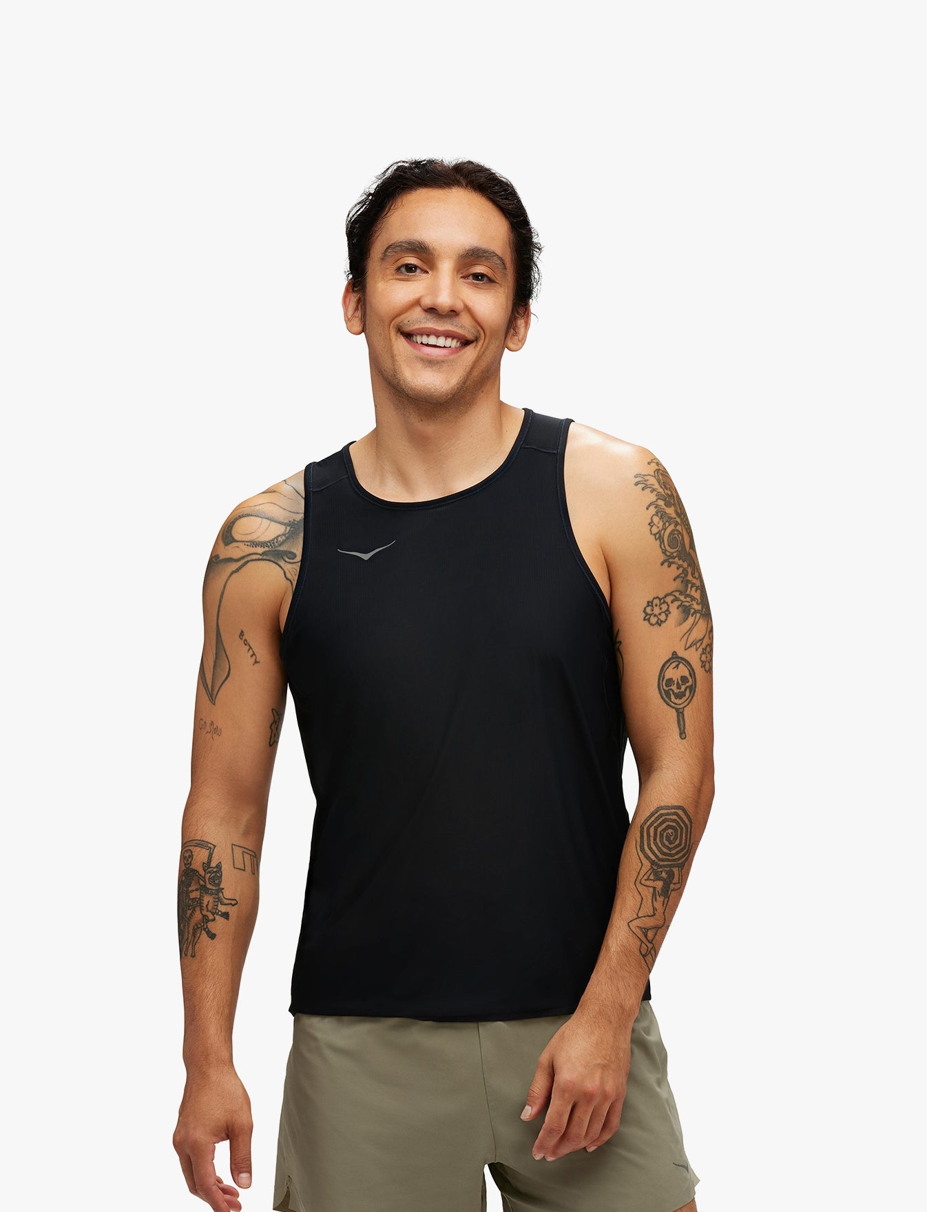 M AIROLITE RUN TANK - גופיית ריצה אירולייט לגברים בצבע שחור