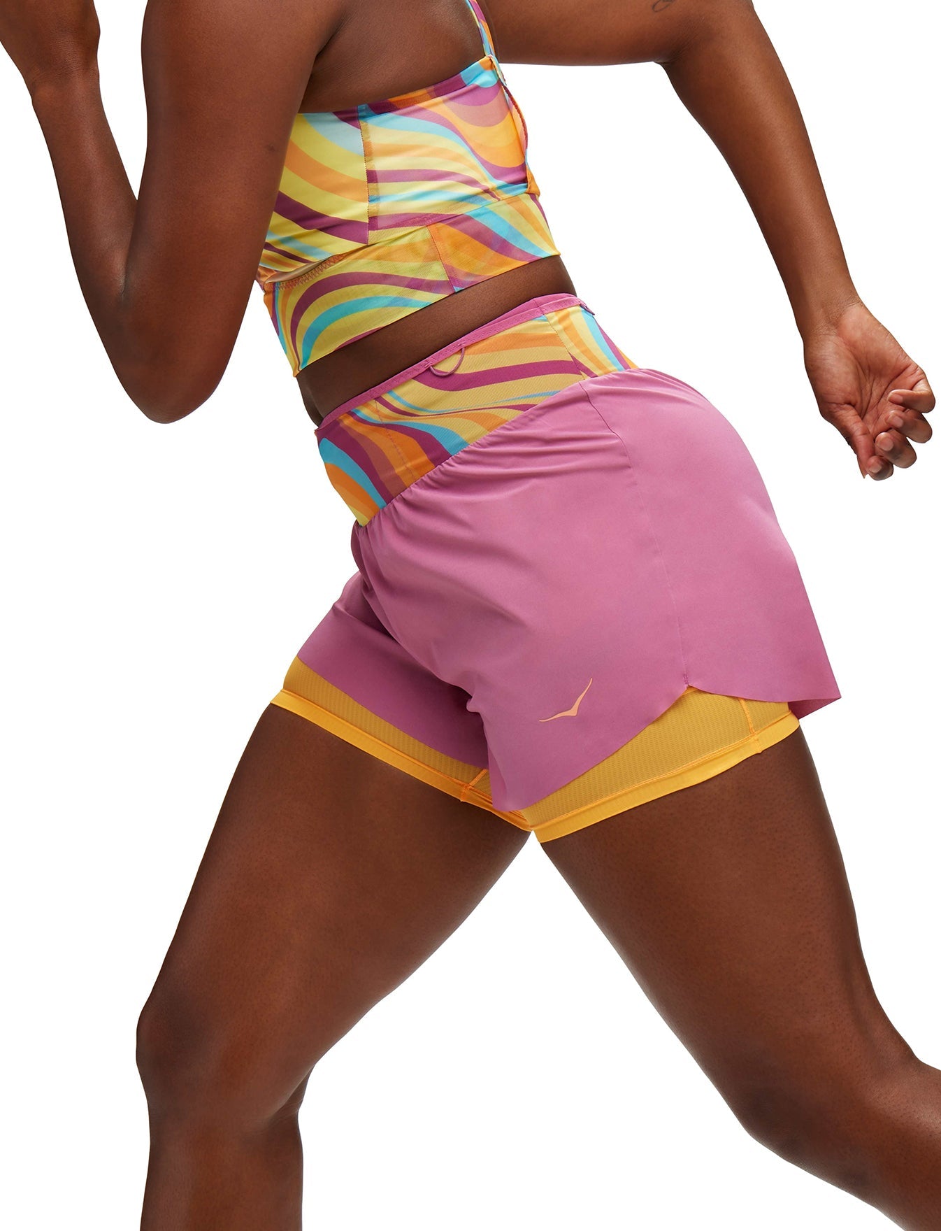 מכנסי ריצה סקיי גלייד לנשים -W SKYGLIDE SHORT בצבע ורוד