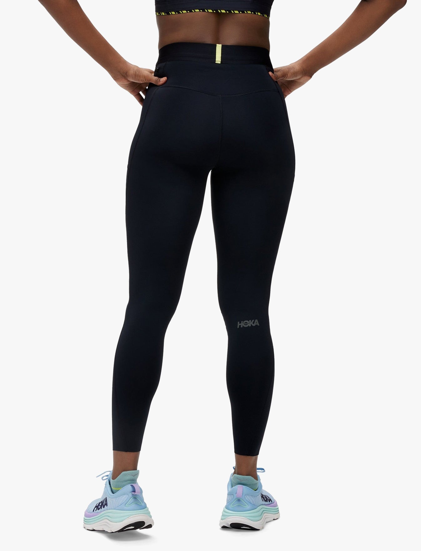 NOVAFLY RUN TIGHT 25" - טייצ נשים ארוך נובה פליי  25 אינצ' או 63.5 ס"מ בצבע שחור