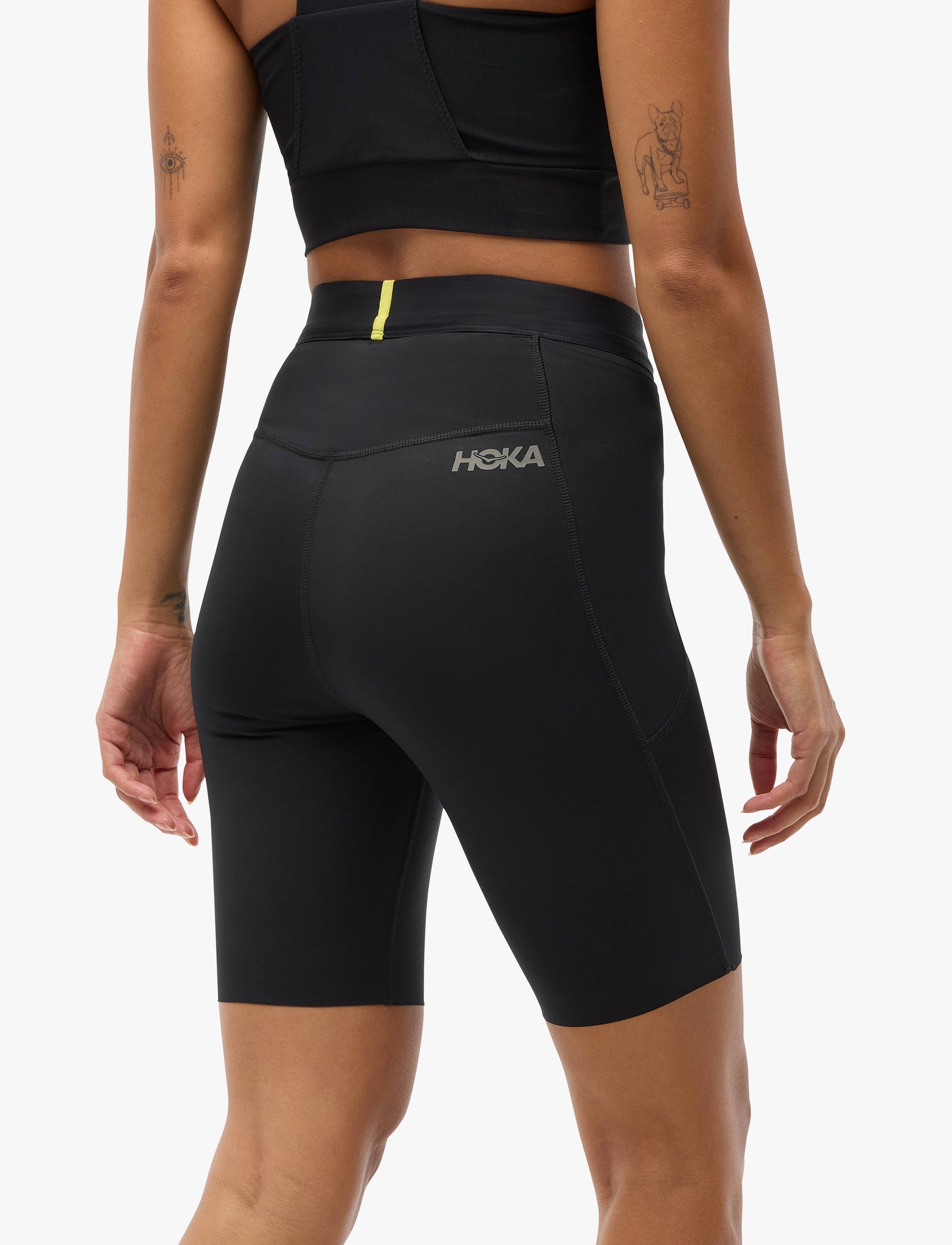 HOKA Knit Short Novafly 9 - מכנסי ריצה הוקה לנשים בצבע שחור