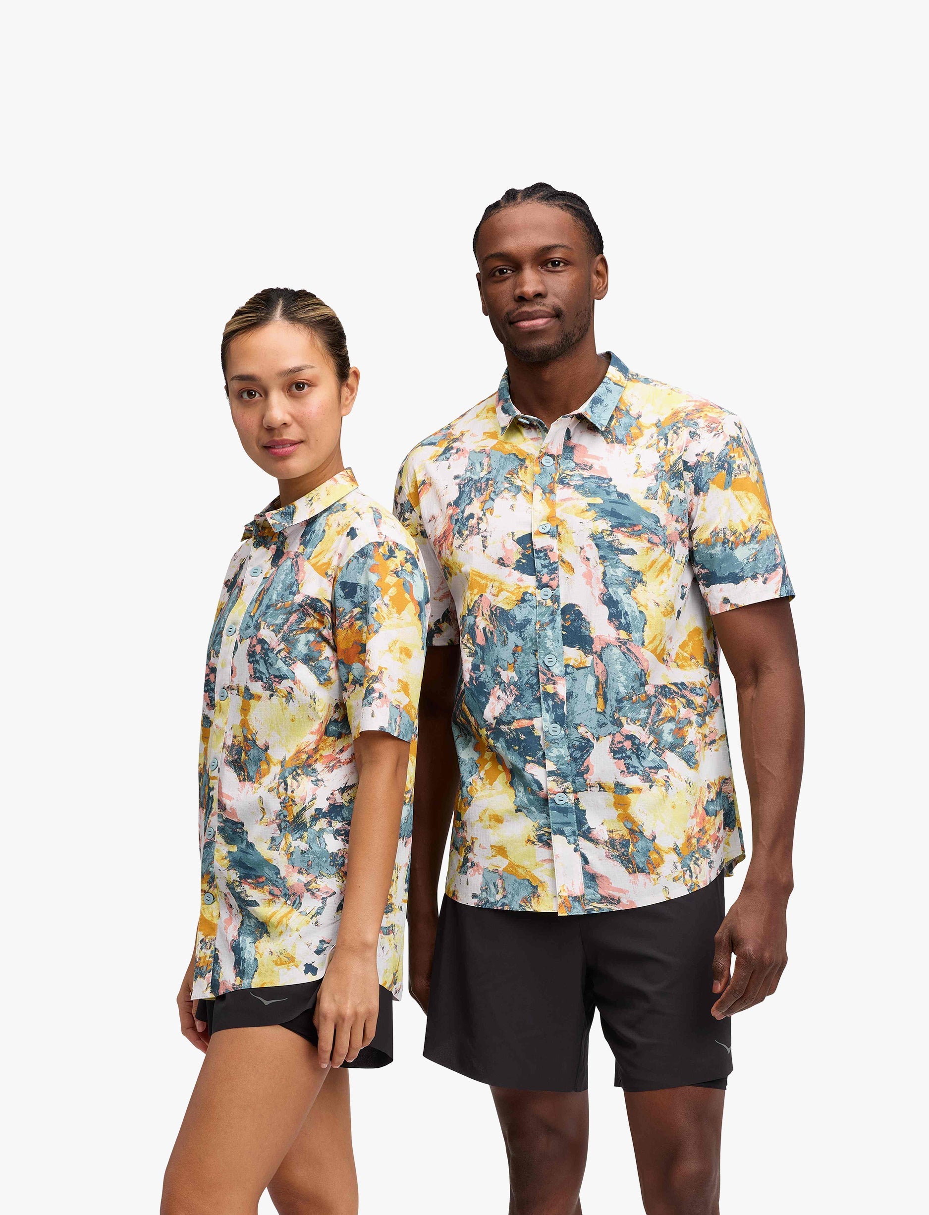 HOKA Sky Run Polo - חולצת כפתורים פולו דרייפיט בהדפס צבעוני