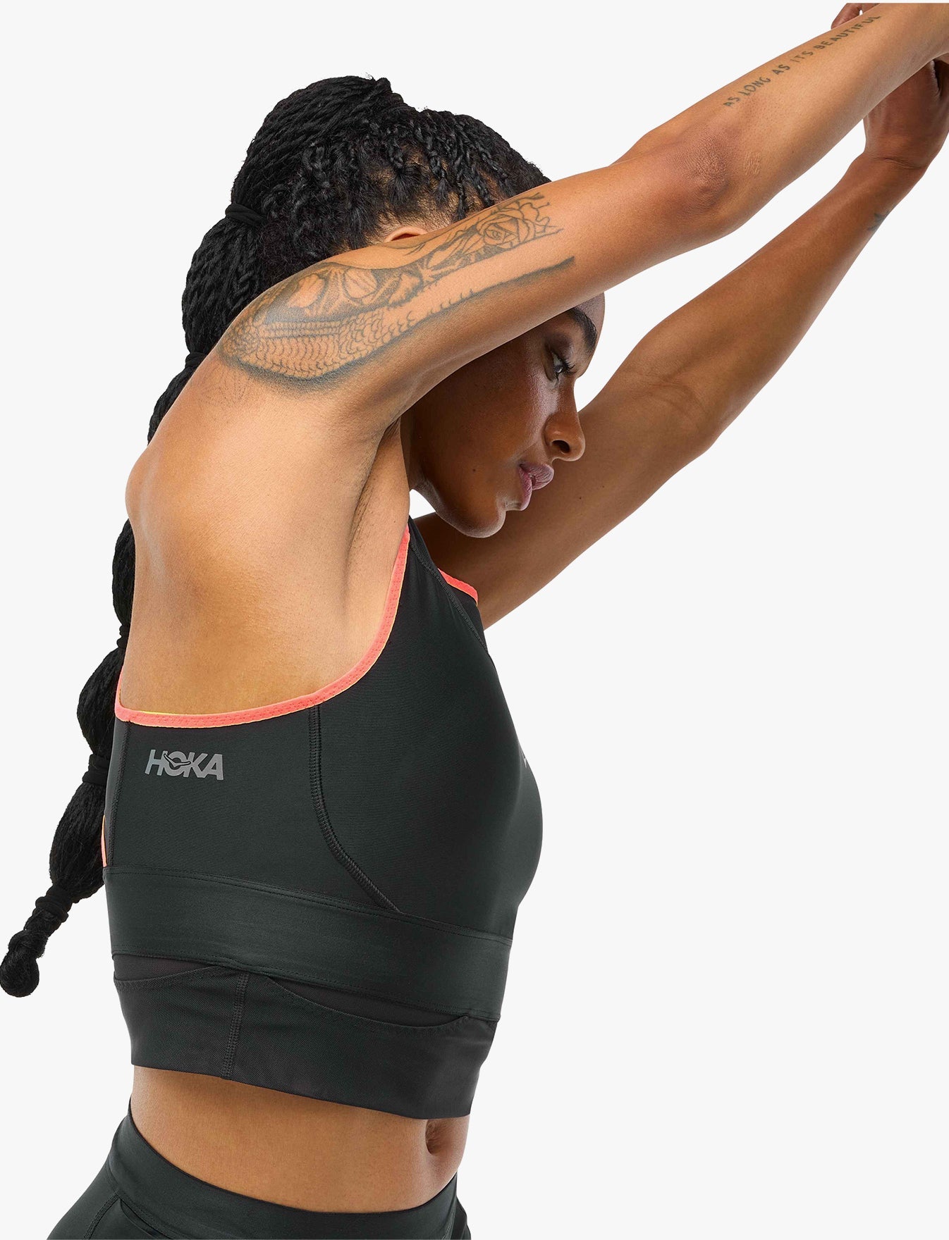 HOKA RACE DAY BRA W - חזיית ריצה למרוצים בצבע שחור