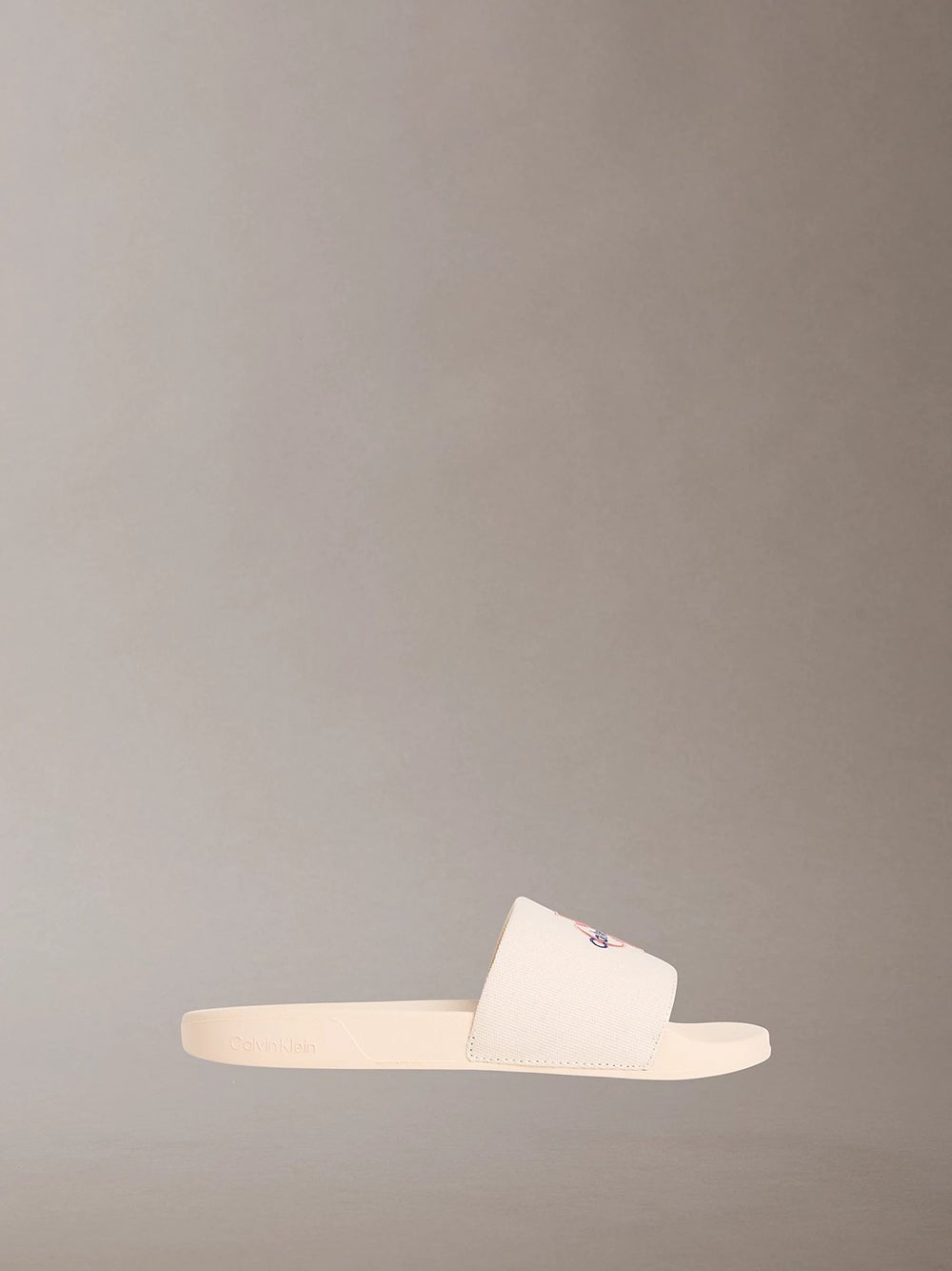 כפכפי קלווין קליין Canvas Contoured Logo Sliders נשים