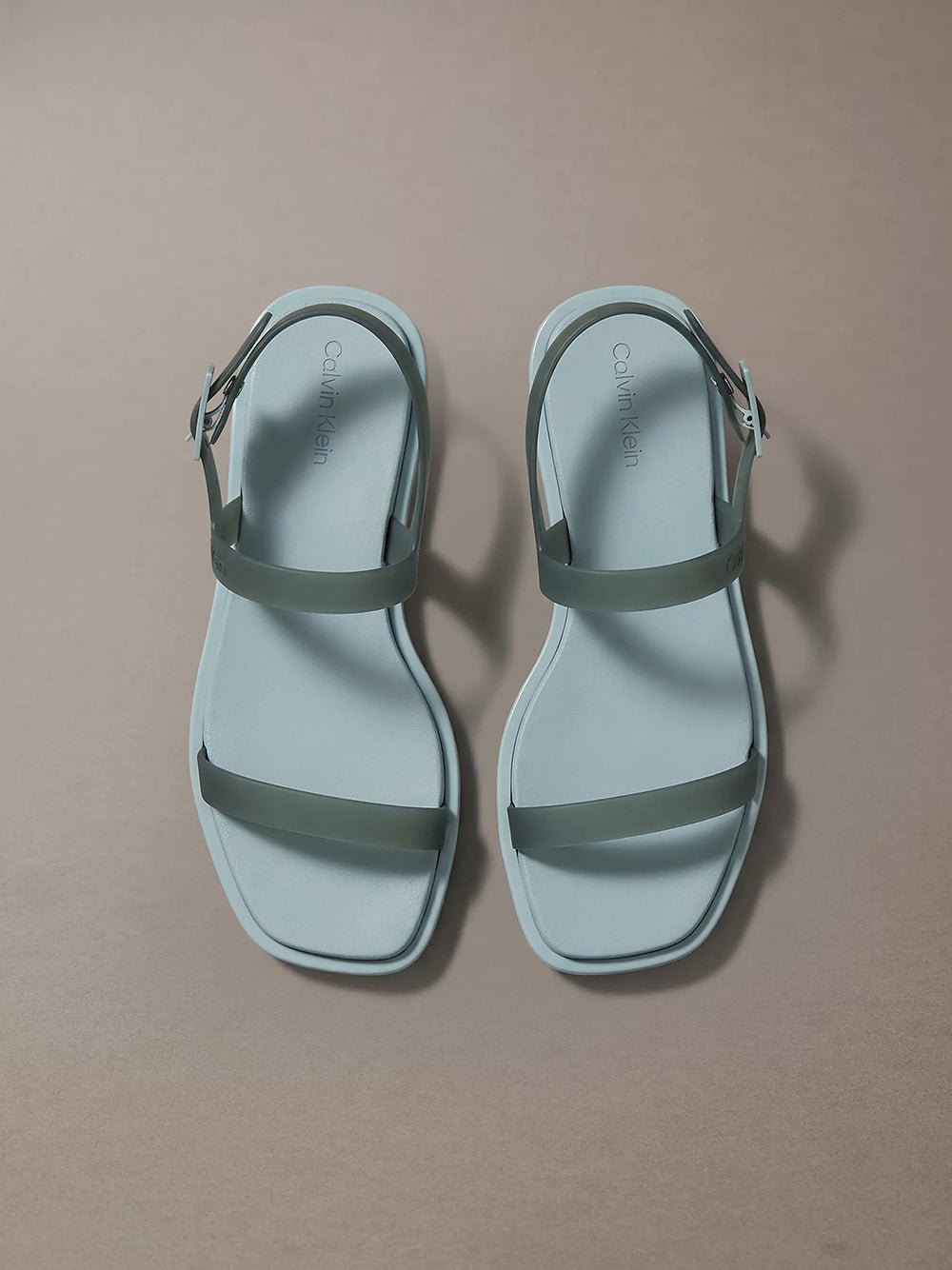 סנדלי קלווין קליין Finni - Jelly Slingback נשים