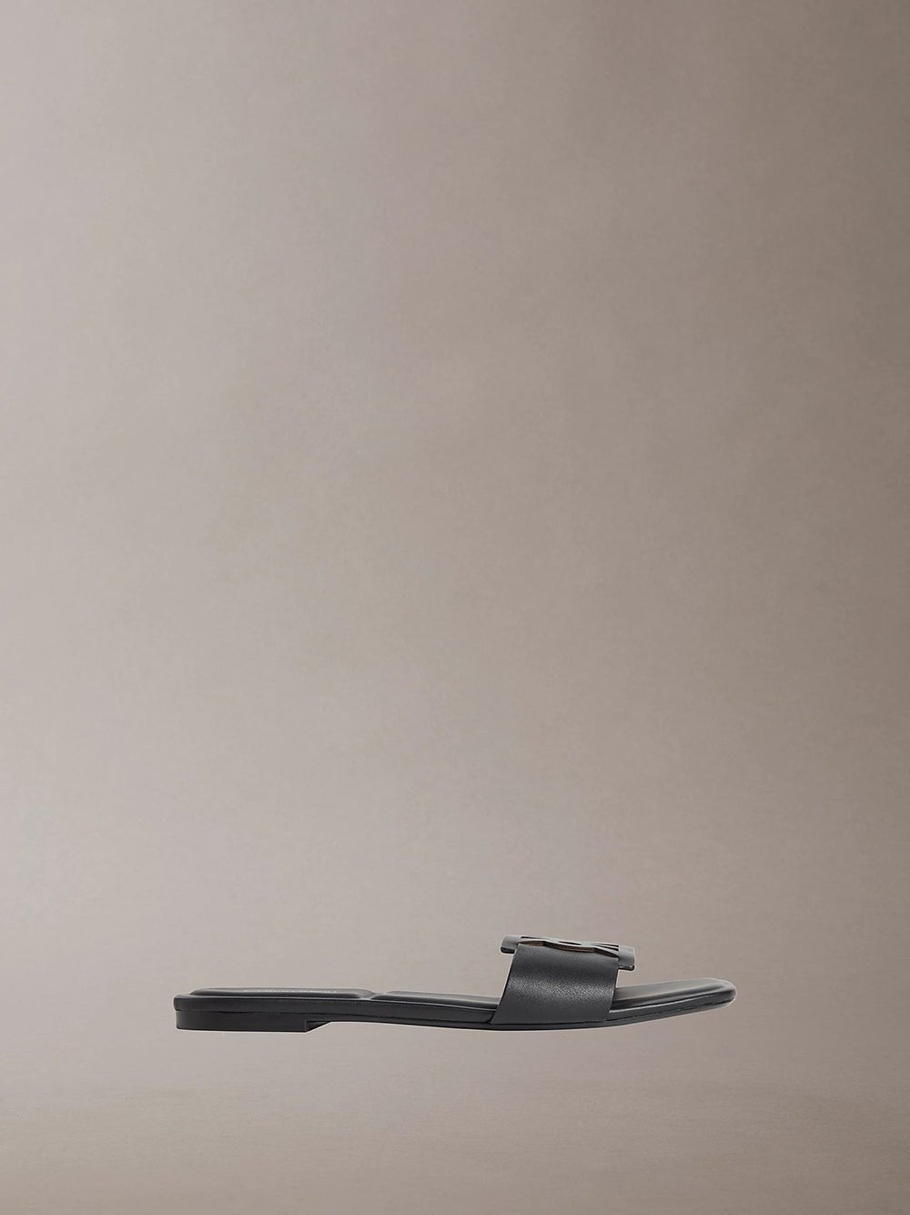 כפכפי קלווין קליין Provence - Leather Square Toe Flat נשים