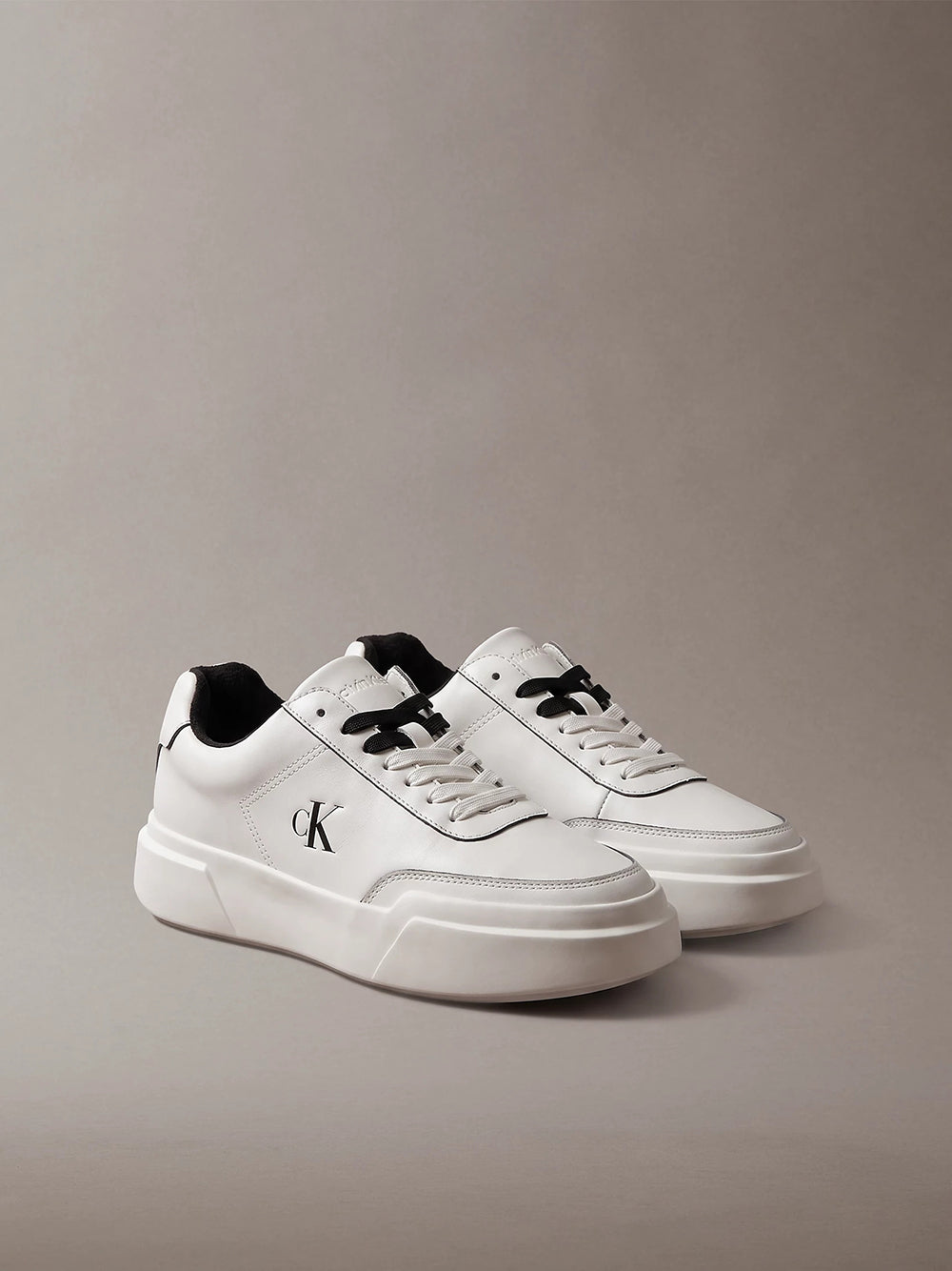 נעלי קלווין קליין Leather Durable Traction Chunky Trainers נשים