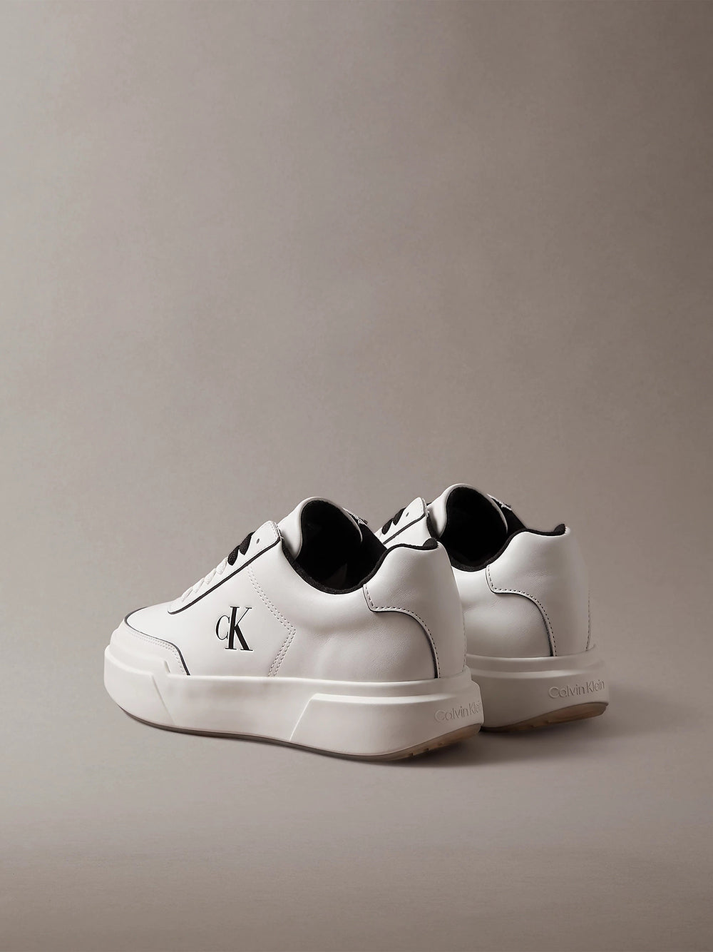 נעלי קלווין קליין Leather Durable Traction Chunky Trainers נשים