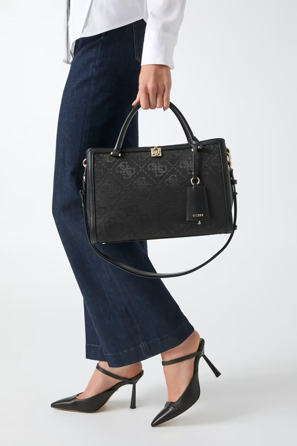 תיק Guess Audrey Logo Girlfriend Satchel נשים