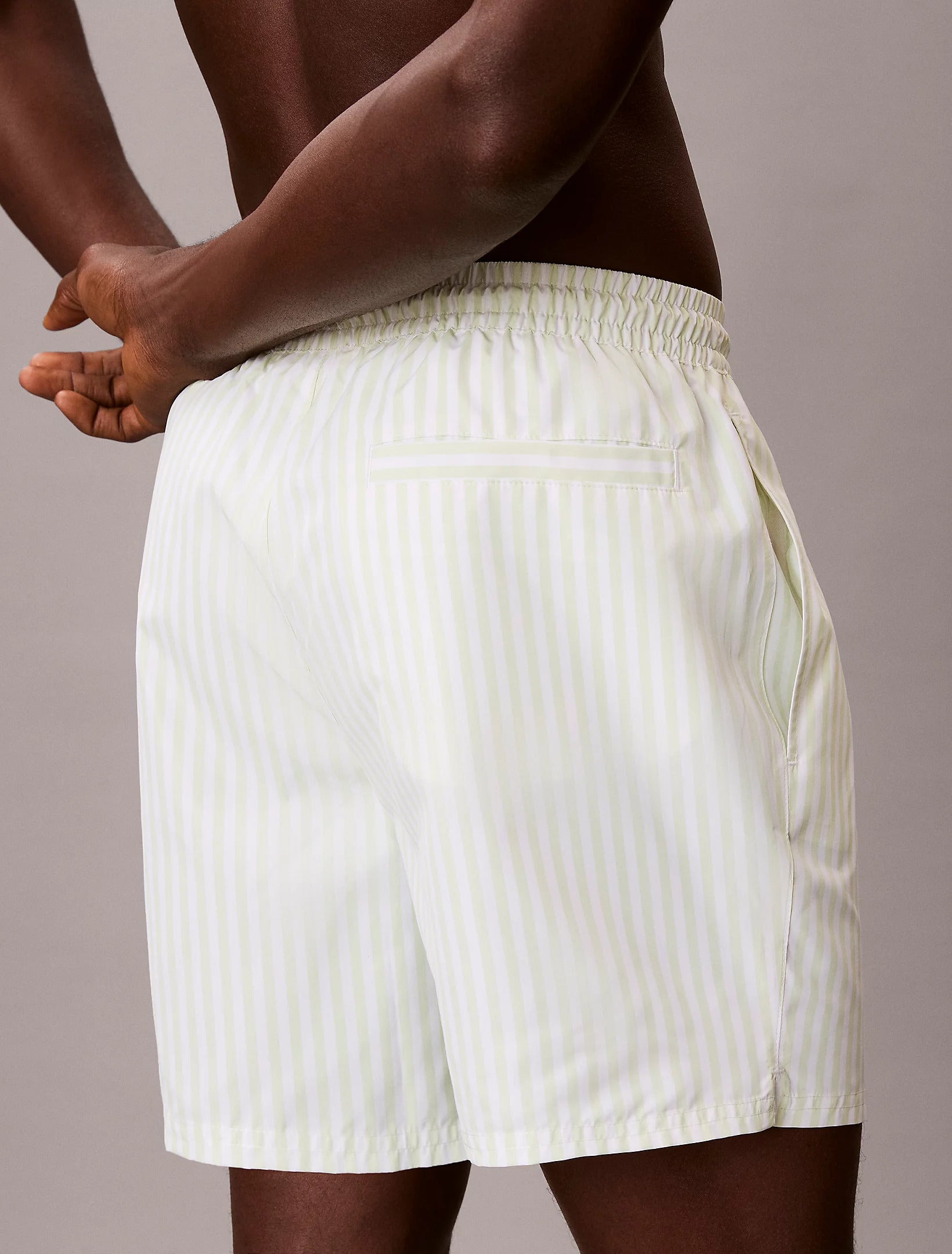 מכנס בגד ים קלווין קליין Medium Drawstring Swim Shorts - CK Monogram גברים