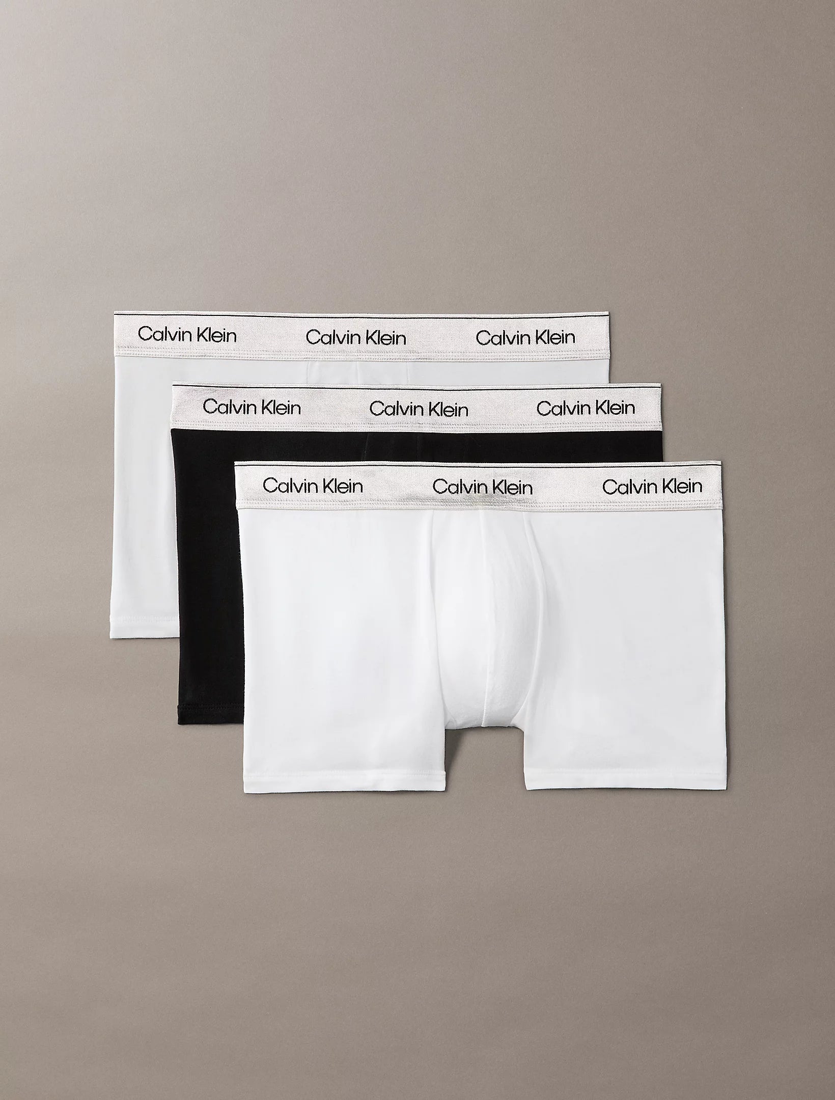 מארז שלישיית תחתוני קלווין קליין 3 Pack Trunks - Icon Cotton Stretch גברים