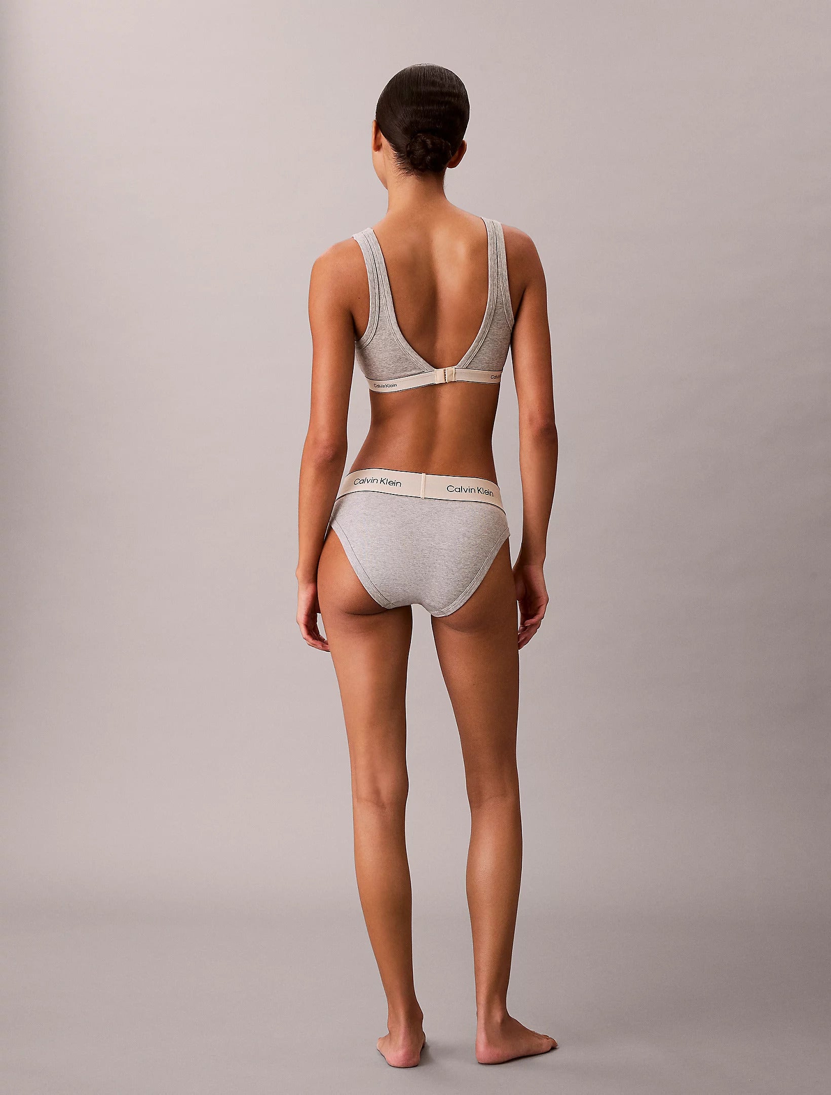 חזייה קלווין קליין Lightly Lined Triangle Bralette - Heritage Cotton Stretch נשים