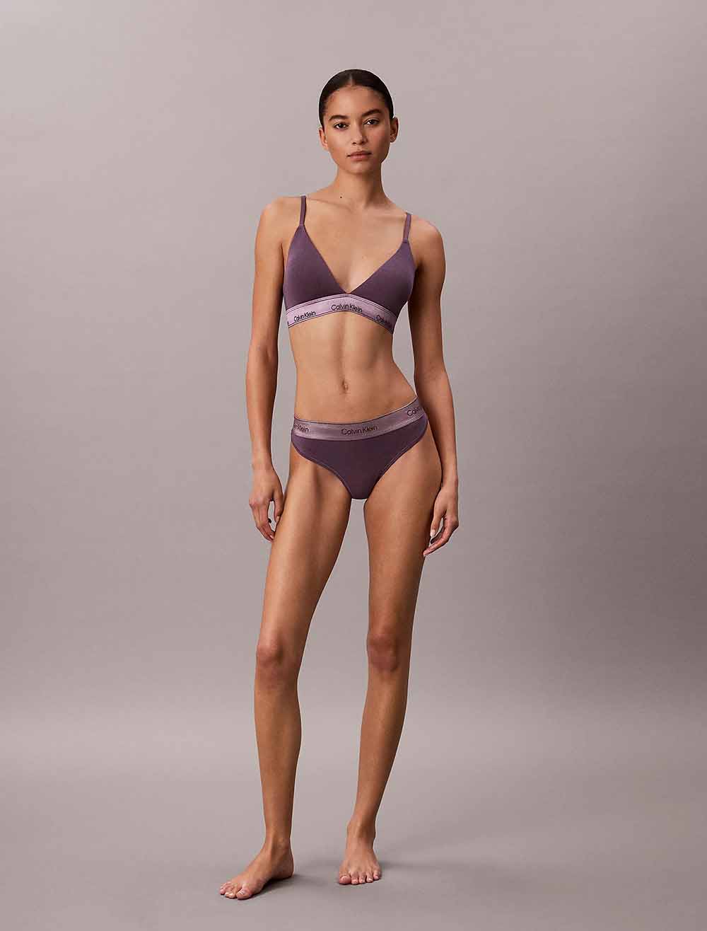תחתוני קלווין קליין Metallic Thong - Icon Cotton Modal Metallic נשים