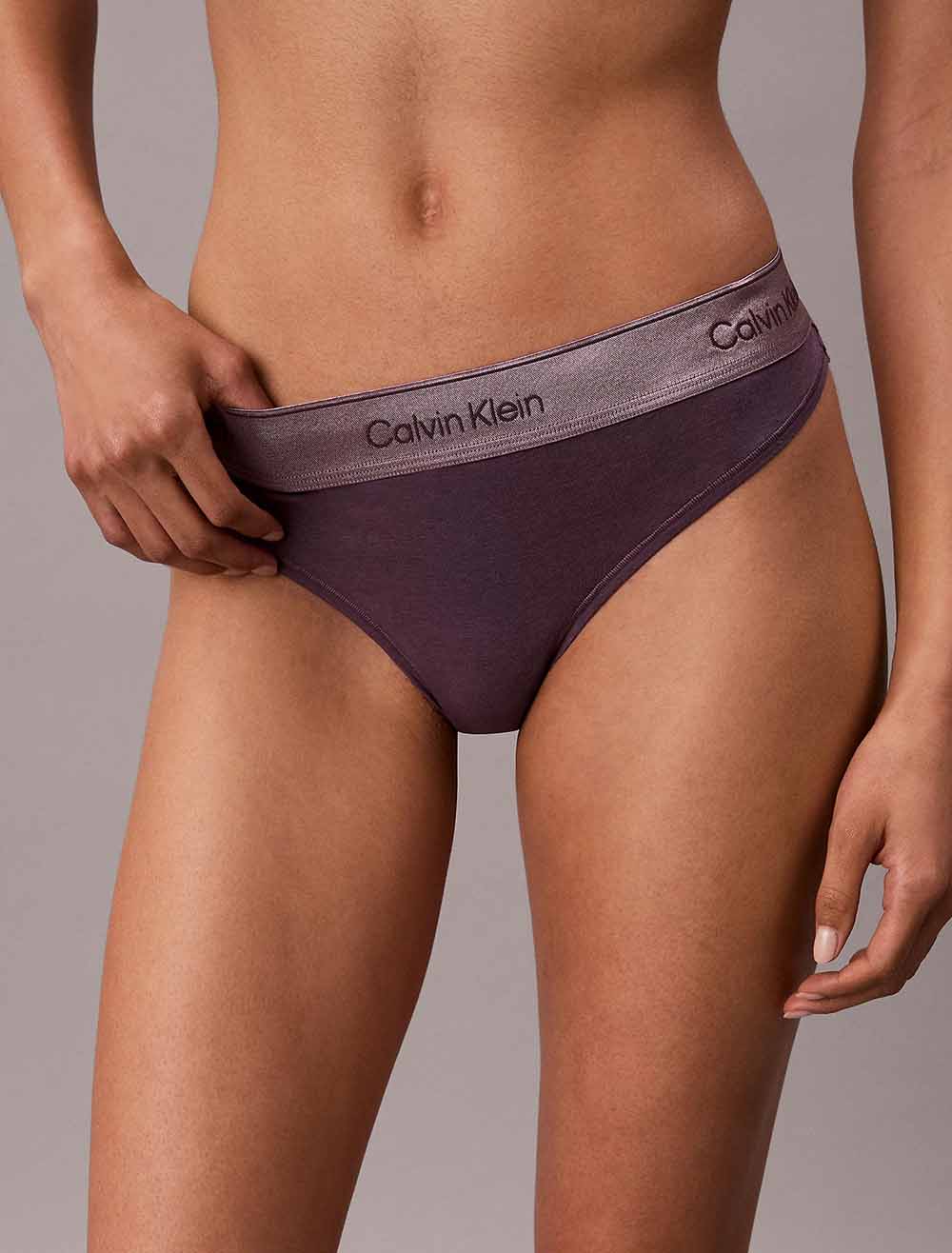 תחתוני קלווין קליין Metallic Thong - Icon Cotton Modal Metallic נשים