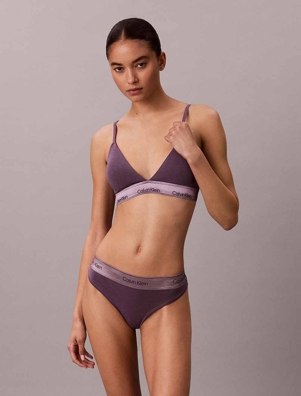 תחתוני קלווין קליין Metallic Thong - Icon Cotton Modal Metallic נשים