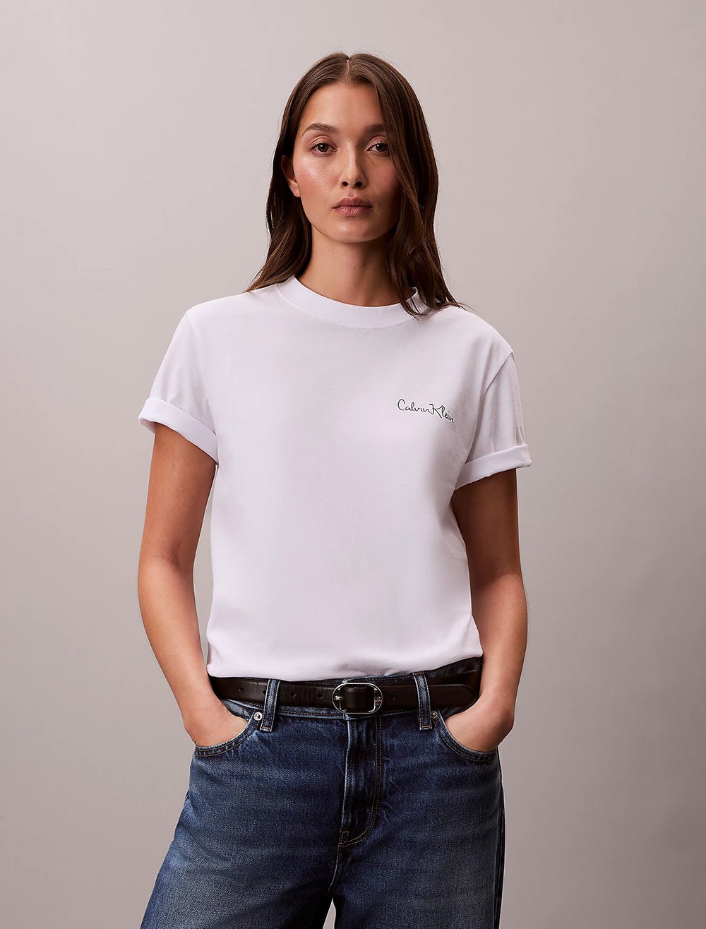 חולצת טישירט קצרה קלווין קליין Small Script Logo Classic נשים