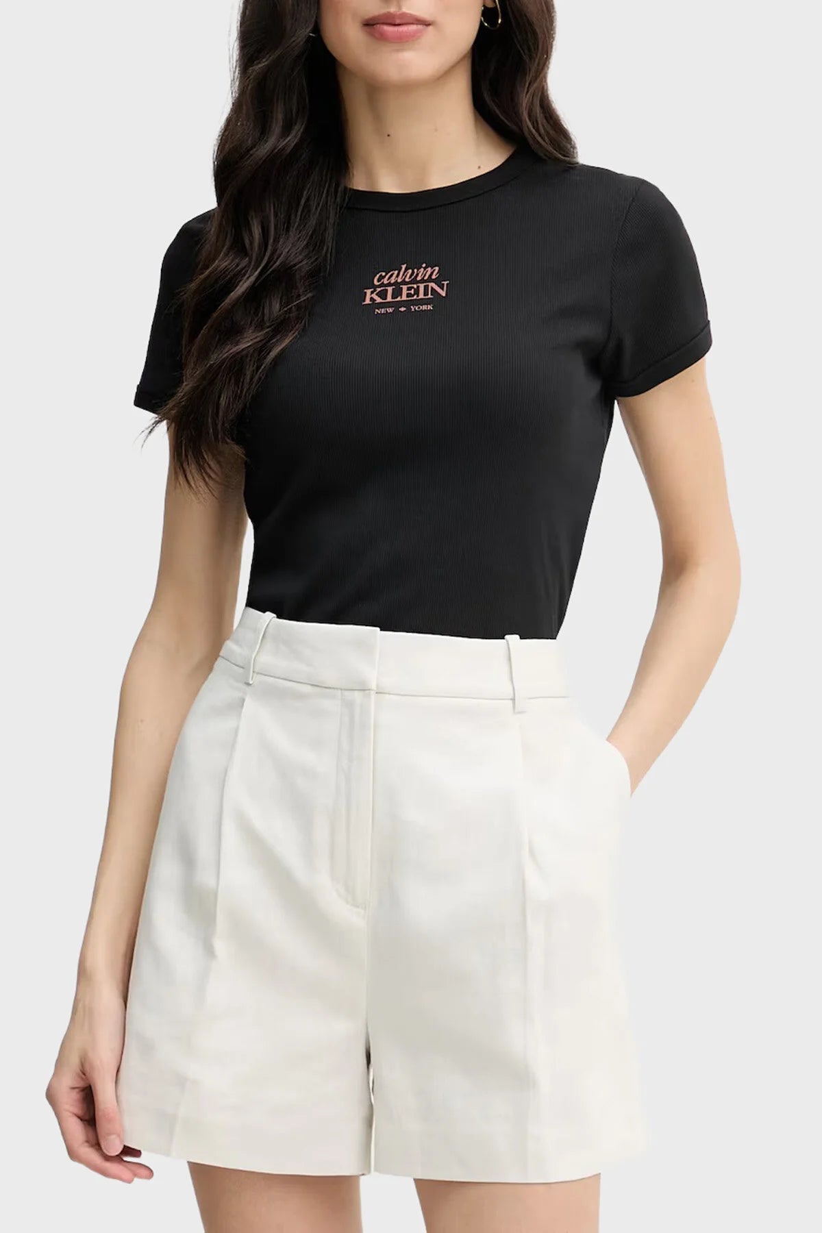 חולצת טישירט קצרה קלווין קליין Slim Ribbed Cotton Logo נשים