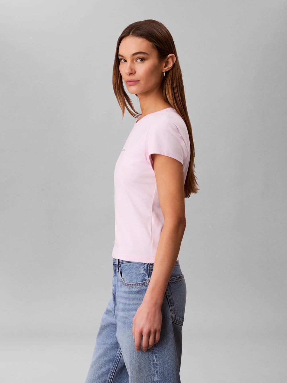 חולצת טישירט קצרה קלווין קליין Baby Fit נשים