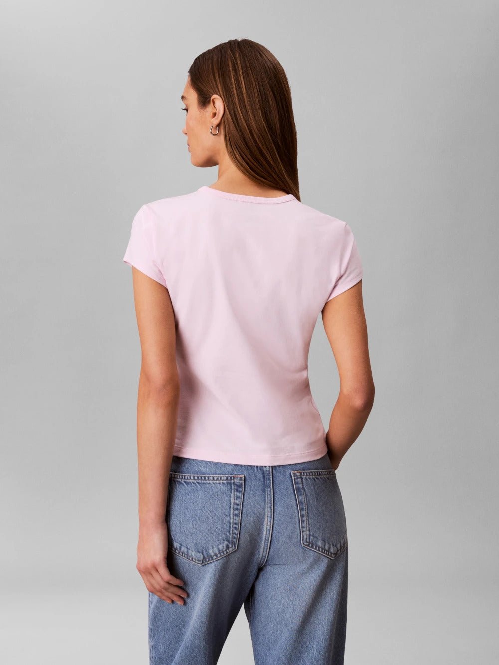 חולצת טישירט קצרה קלווין קליין Baby Fit נשים