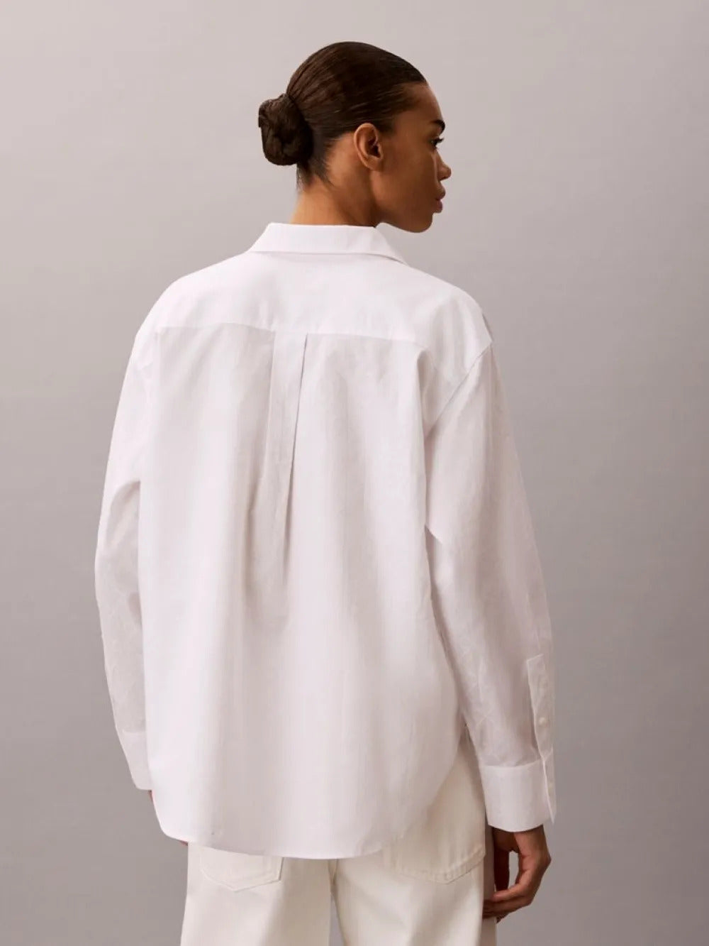 חולצה מכופתרת קלווין קליין Cotton Poplin Jacquard Relaxed Shirt נשים