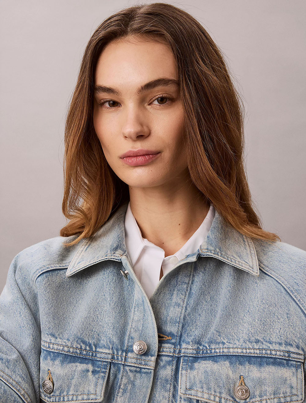 ג'קט קלווין קליין Boxy Logo Tape Denim נשים