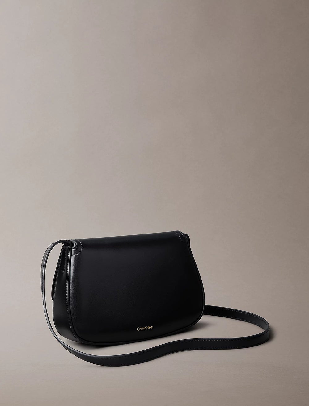 תיק קלווין קליין Monogram Flap Camera נשים