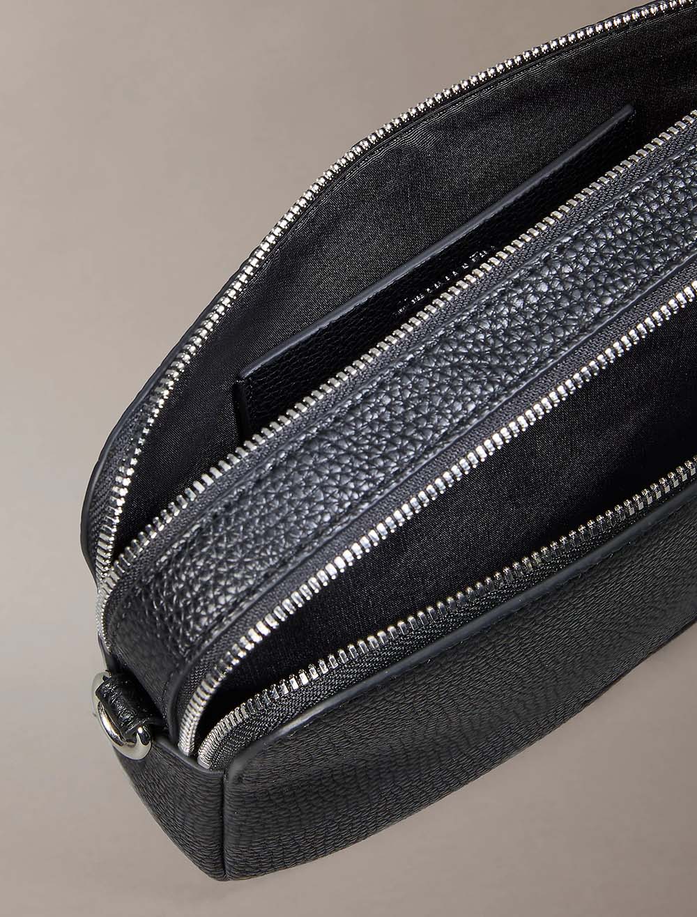 תיק קלווין קליין Webbing 2X Strap Camera Bag נשים