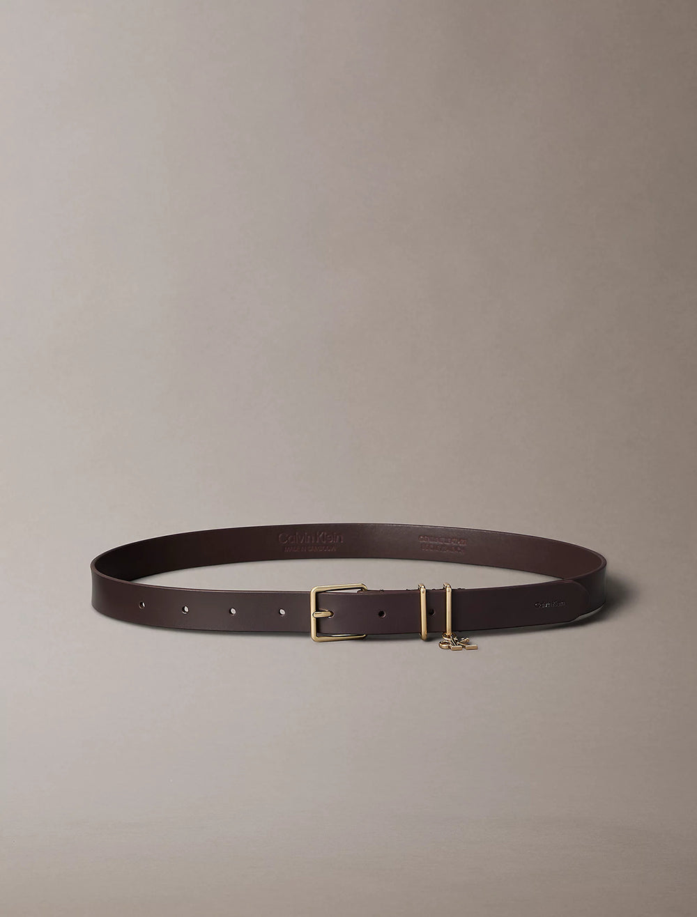 חגורה קלווין קליין Leather Signature Logo Charm נשים