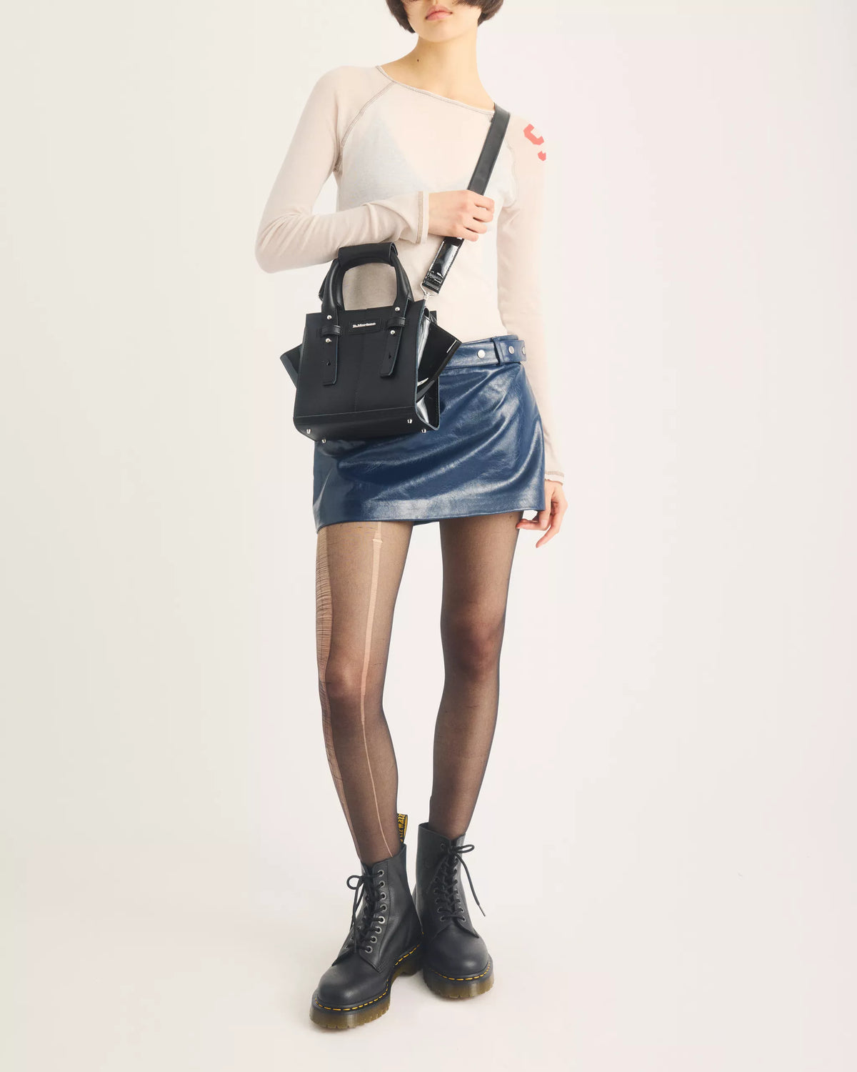 תיק ד"ר מרטינס Small Leather Tote נשים