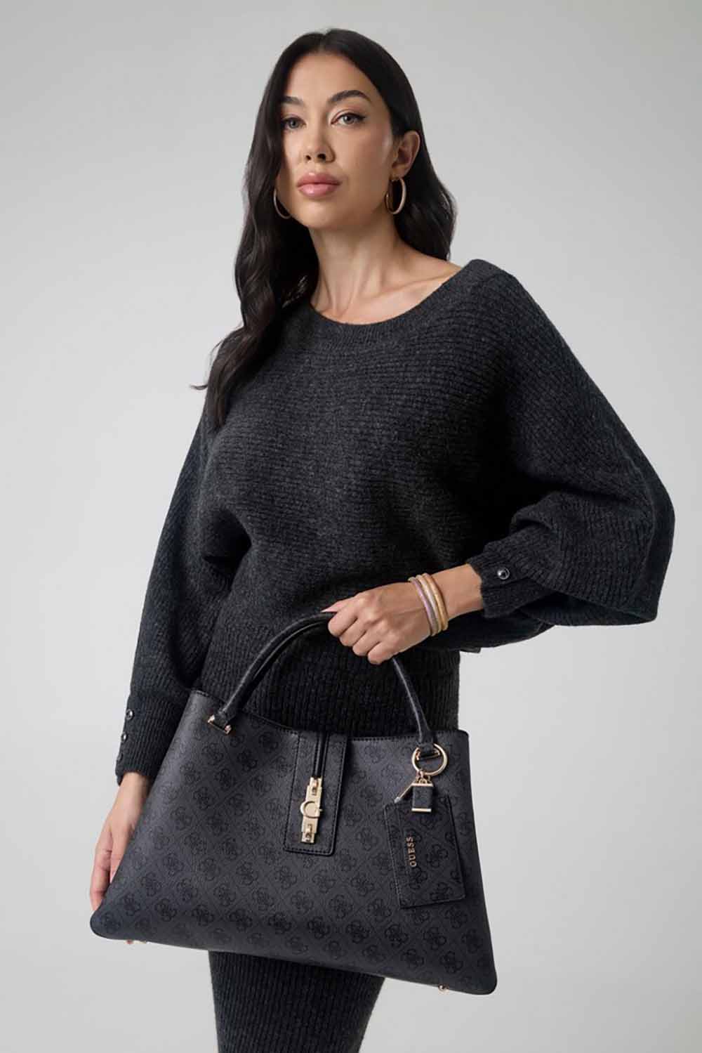 תיק Guess Yvonne Logo Grlfrnd Carryall נשים